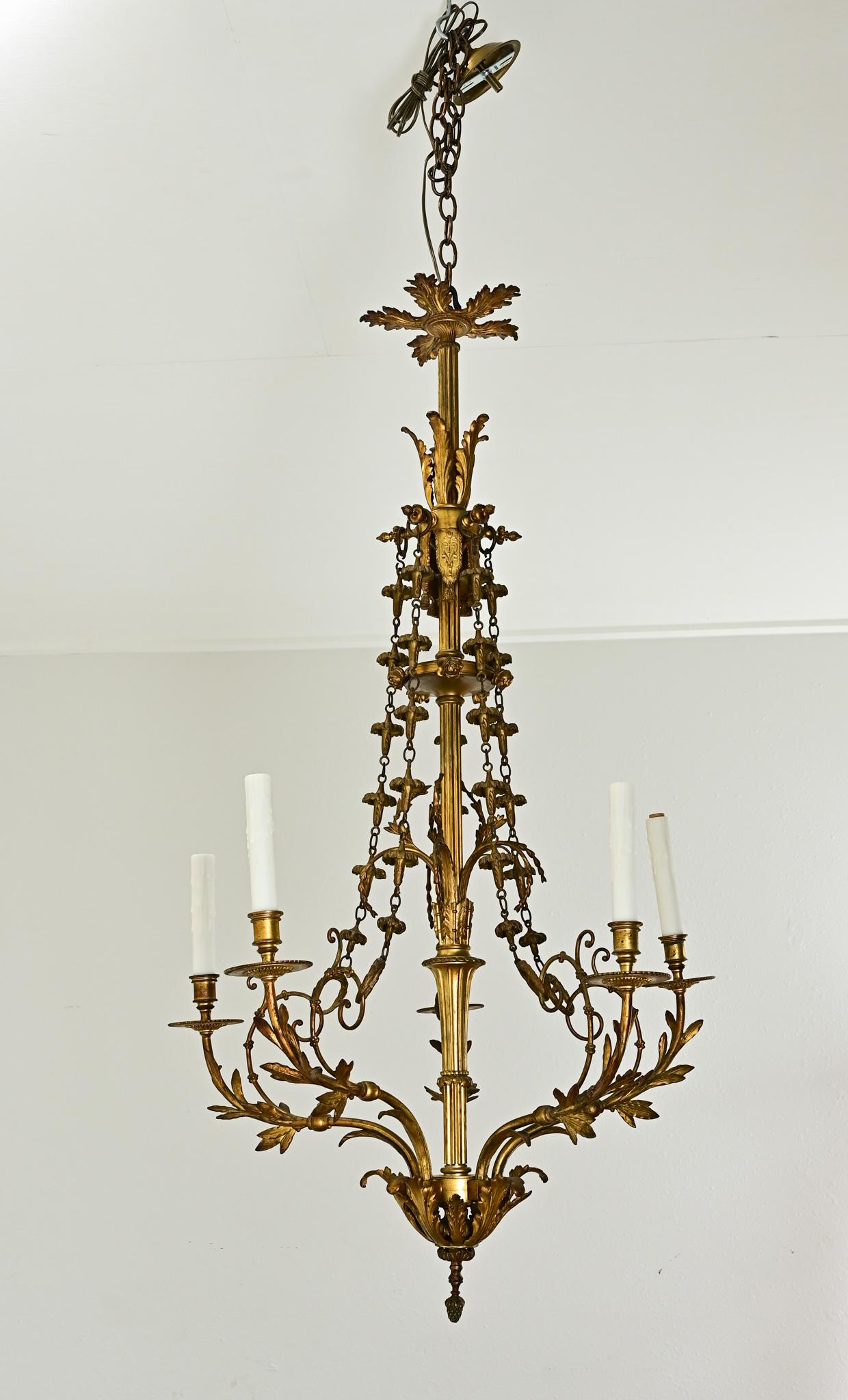 18th Century Belgian Louis XVI-style Chandelier For Sale 4