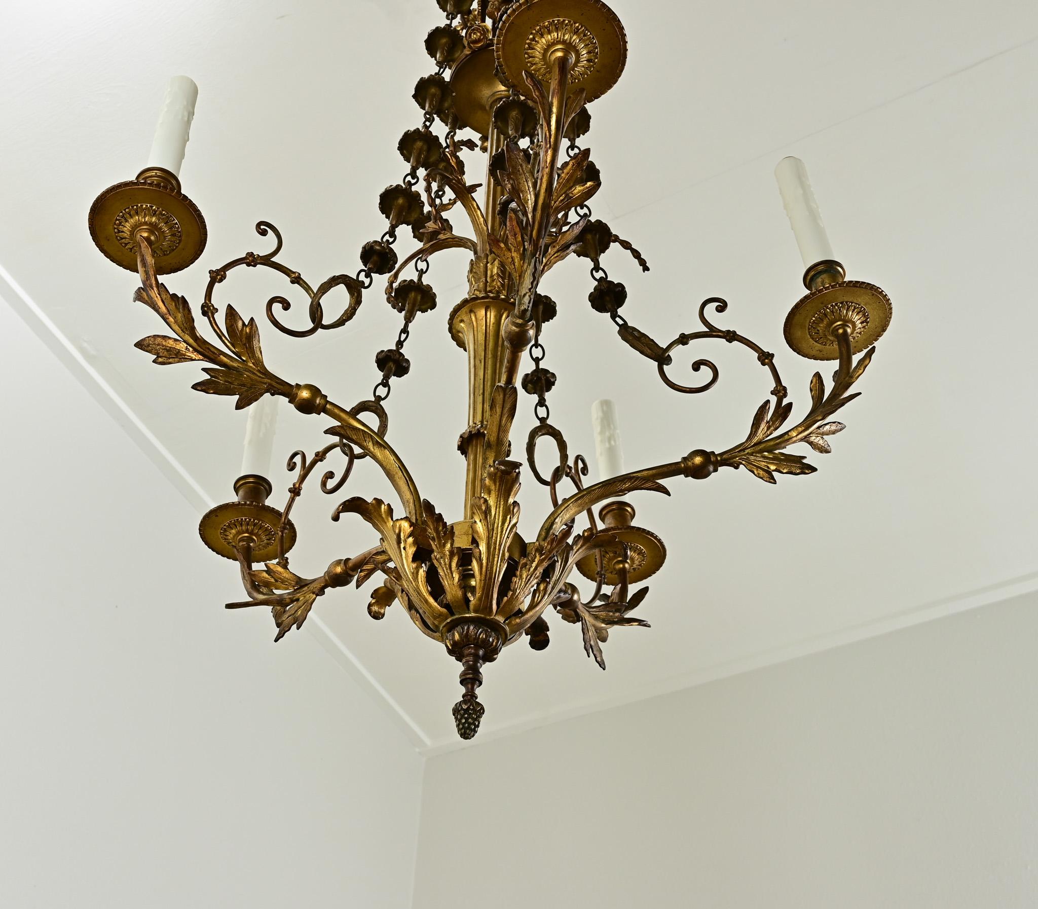 18th Century Belgian Louis XVI-style Chandelier For Sale 10
