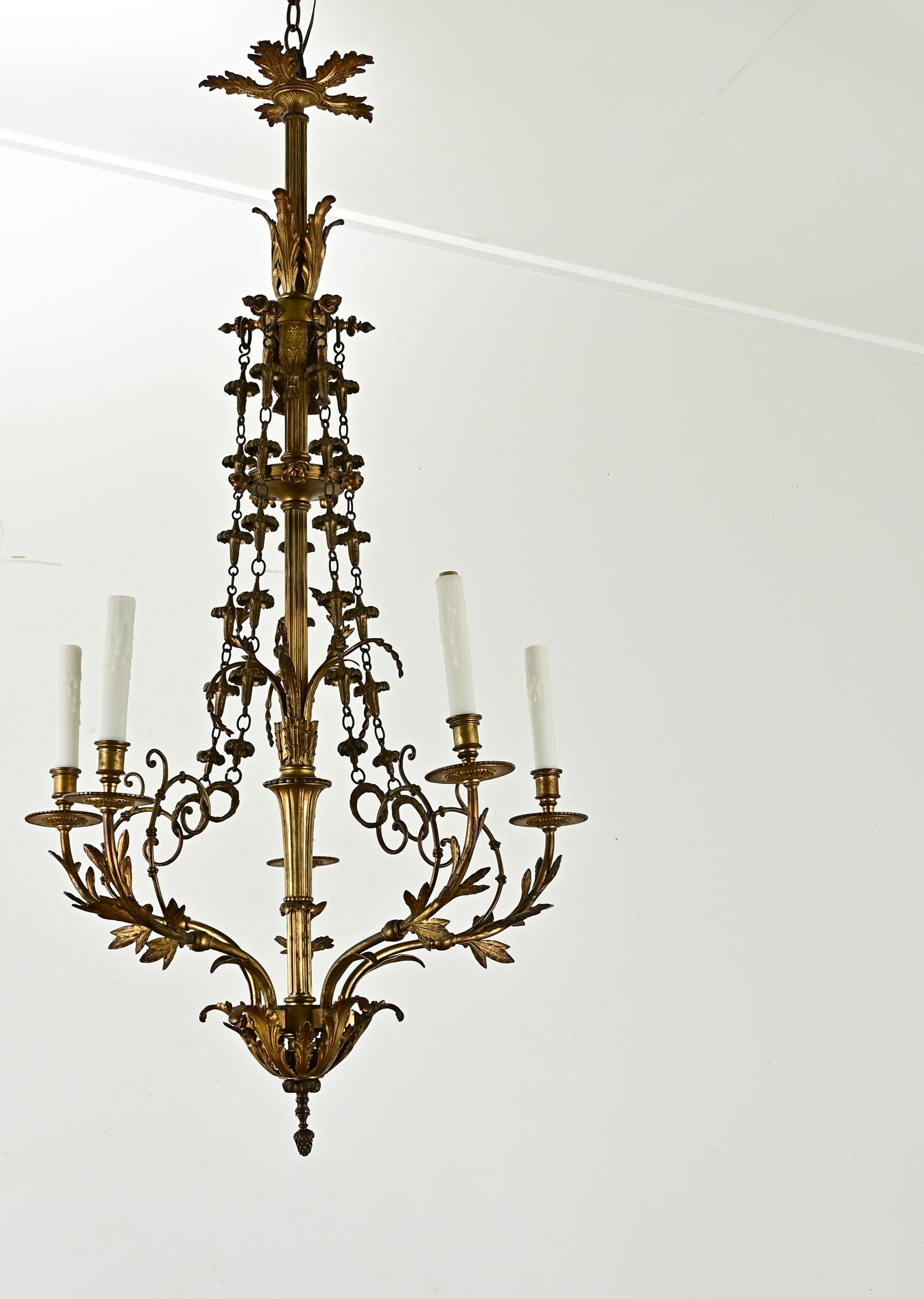 18th Century Belgian Louis XVI-style Chandelier For Sale 12