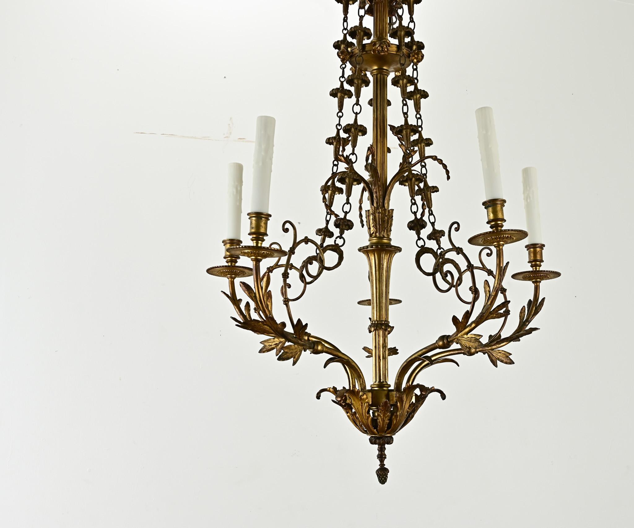 18th Century Belgian Louis XVI-style Chandelier For Sale 13