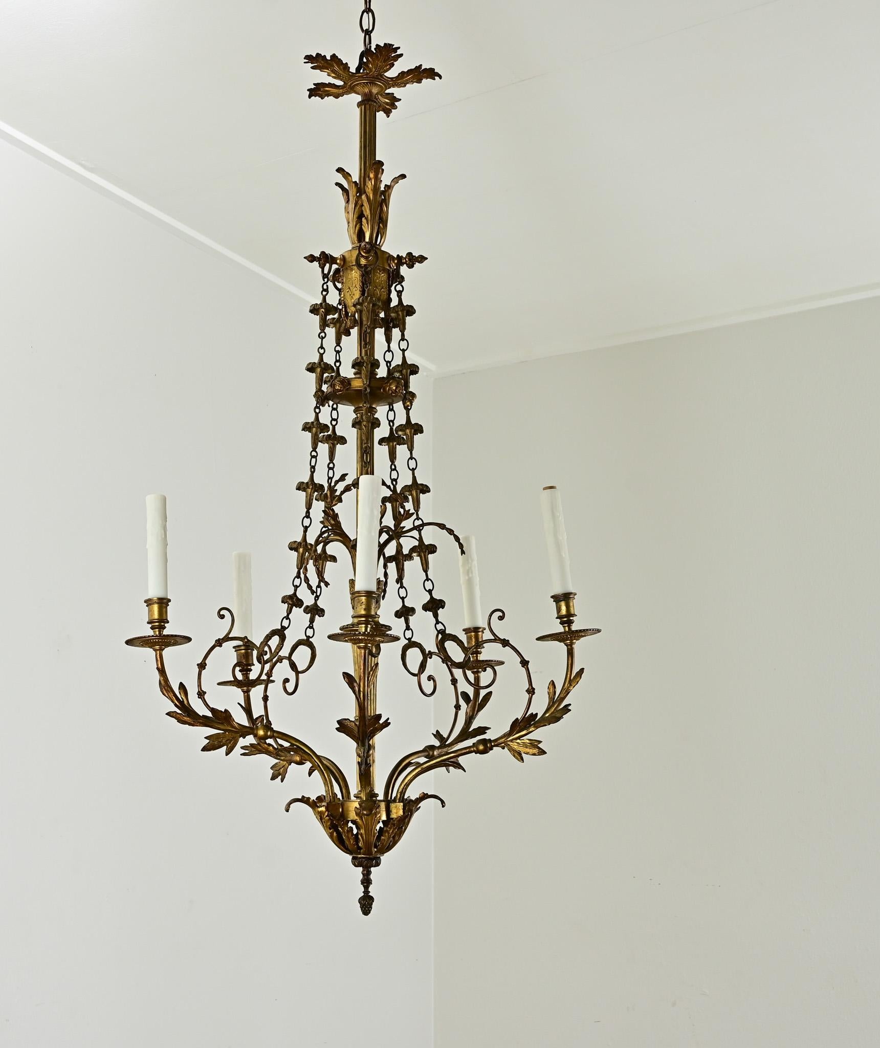 18th Century Belgian Louis XVI-style Chandelier In Good Condition For Sale In Baton Rouge, LA