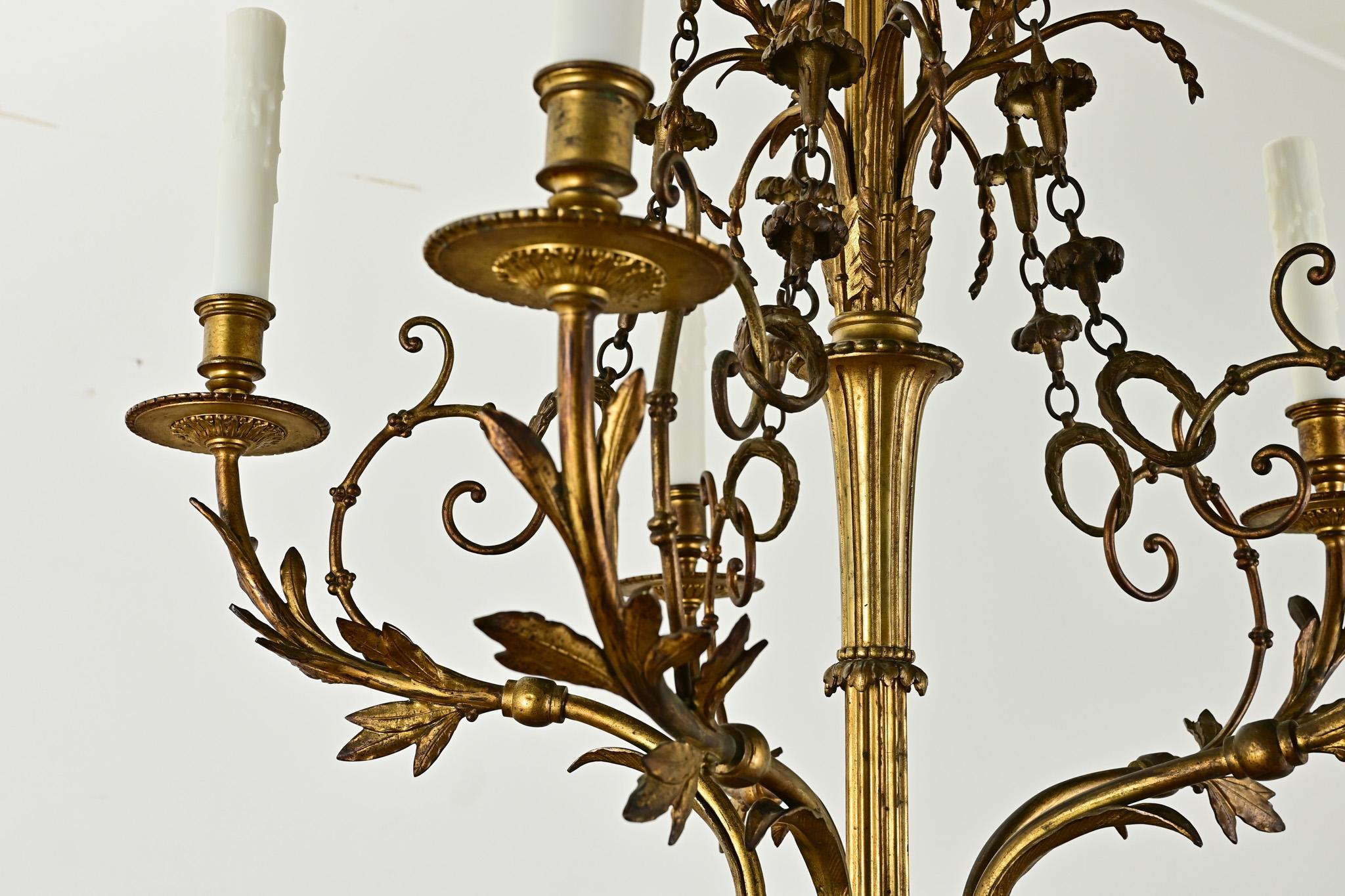 18th Century Belgian Louis XVI-style Chandelier For Sale 2