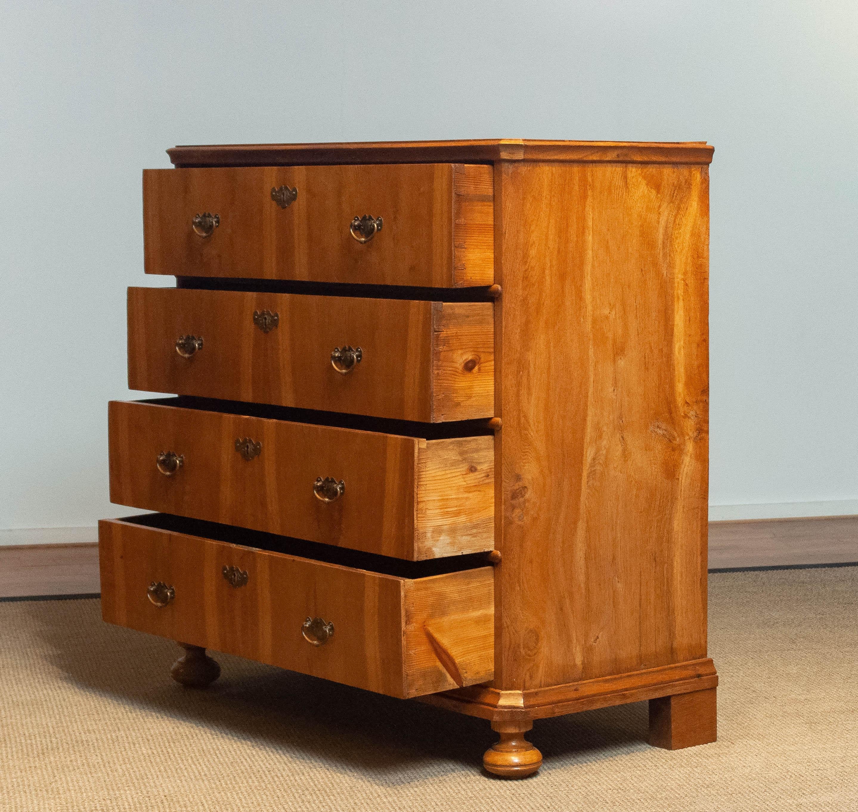 18th Century Biedermeier Commode / Drawer Cabinet with Book Matching Oak Drawers For Sale 8