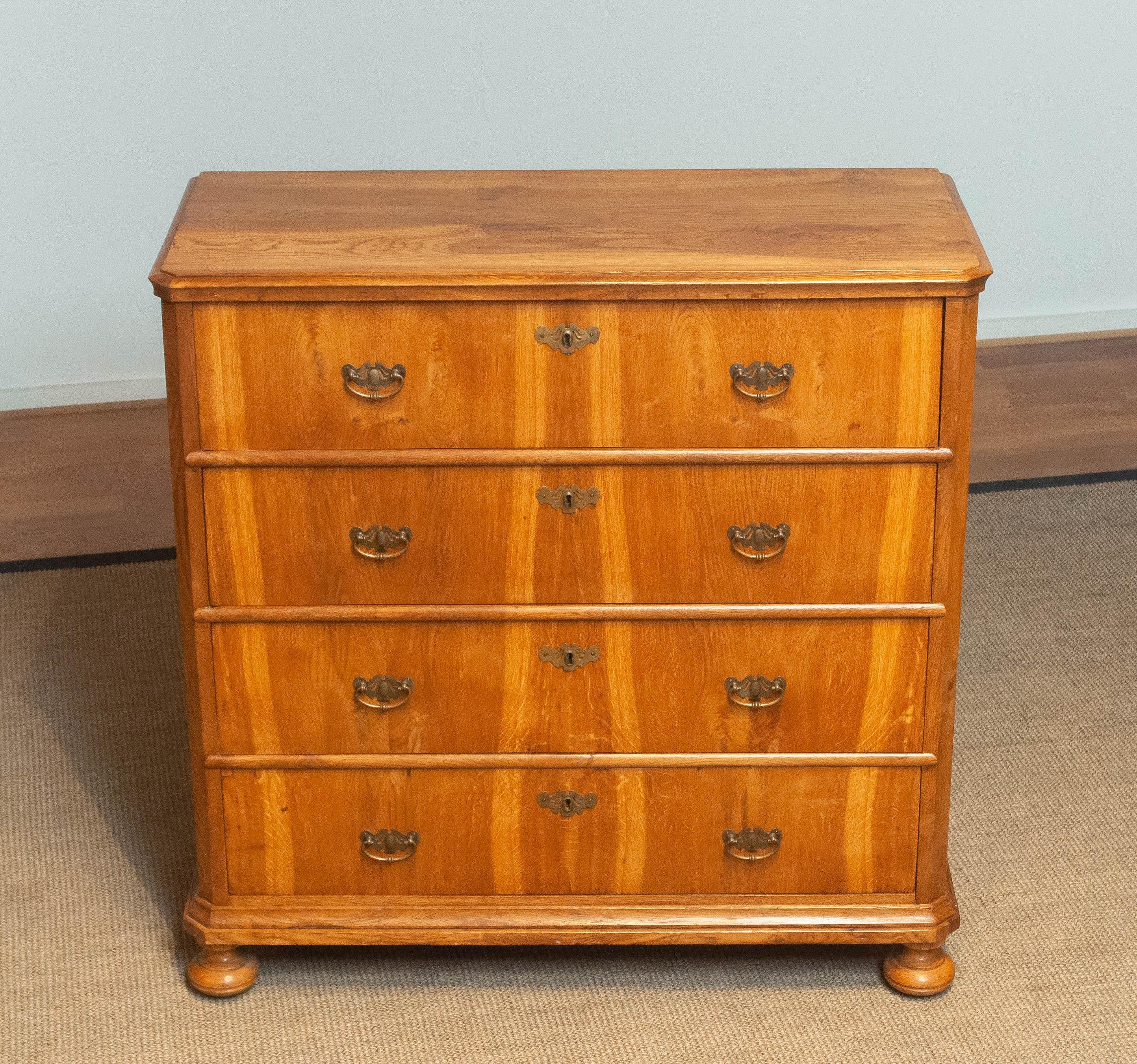 Scandinavian 18th Century Biedermeier Commode / Drawer Cabinet with Book Matching Oak Drawers For Sale
