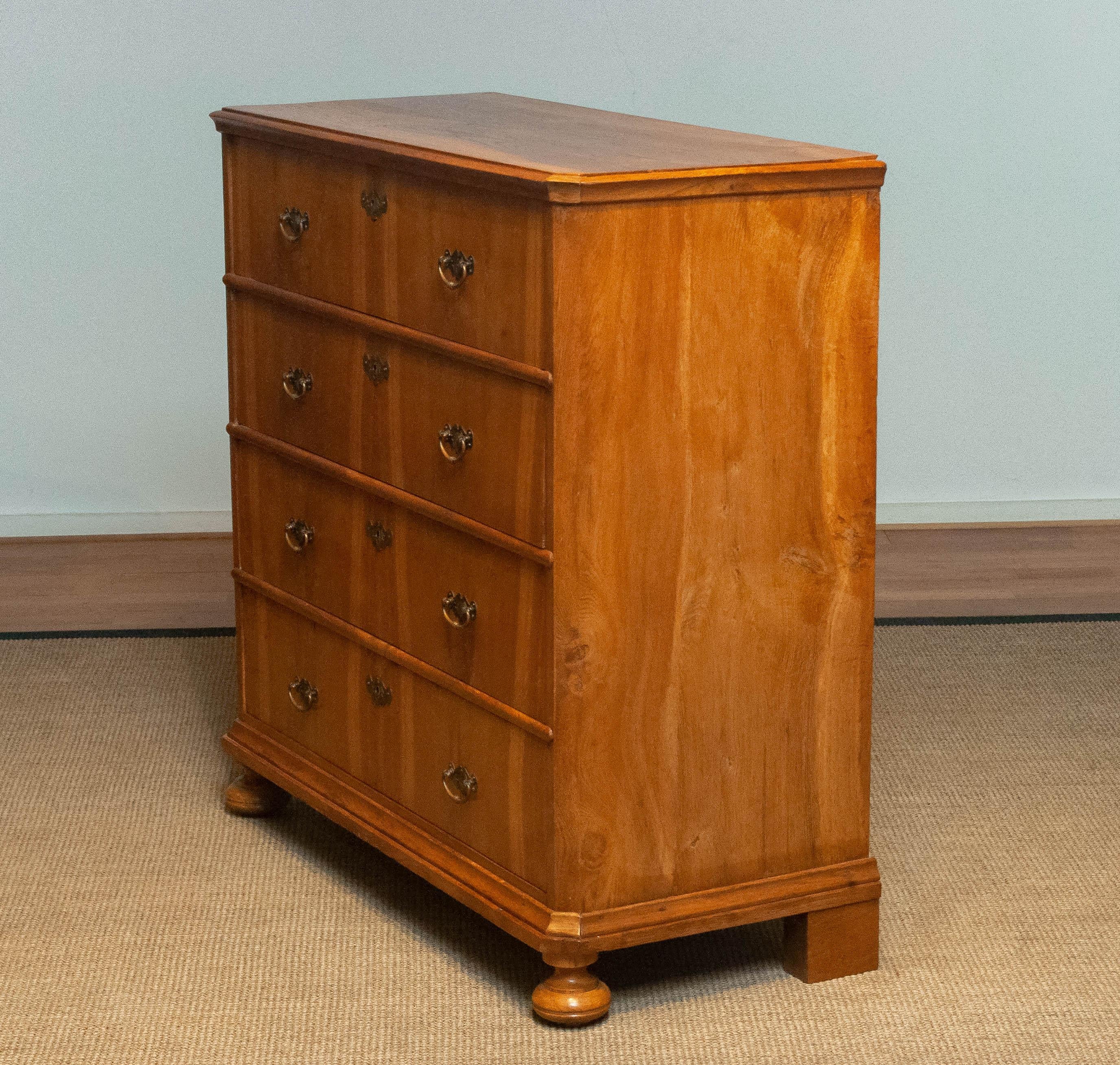 18th Century Biedermeier Commode / Drawer Cabinet with Book Matching Oak Drawers For Sale 5