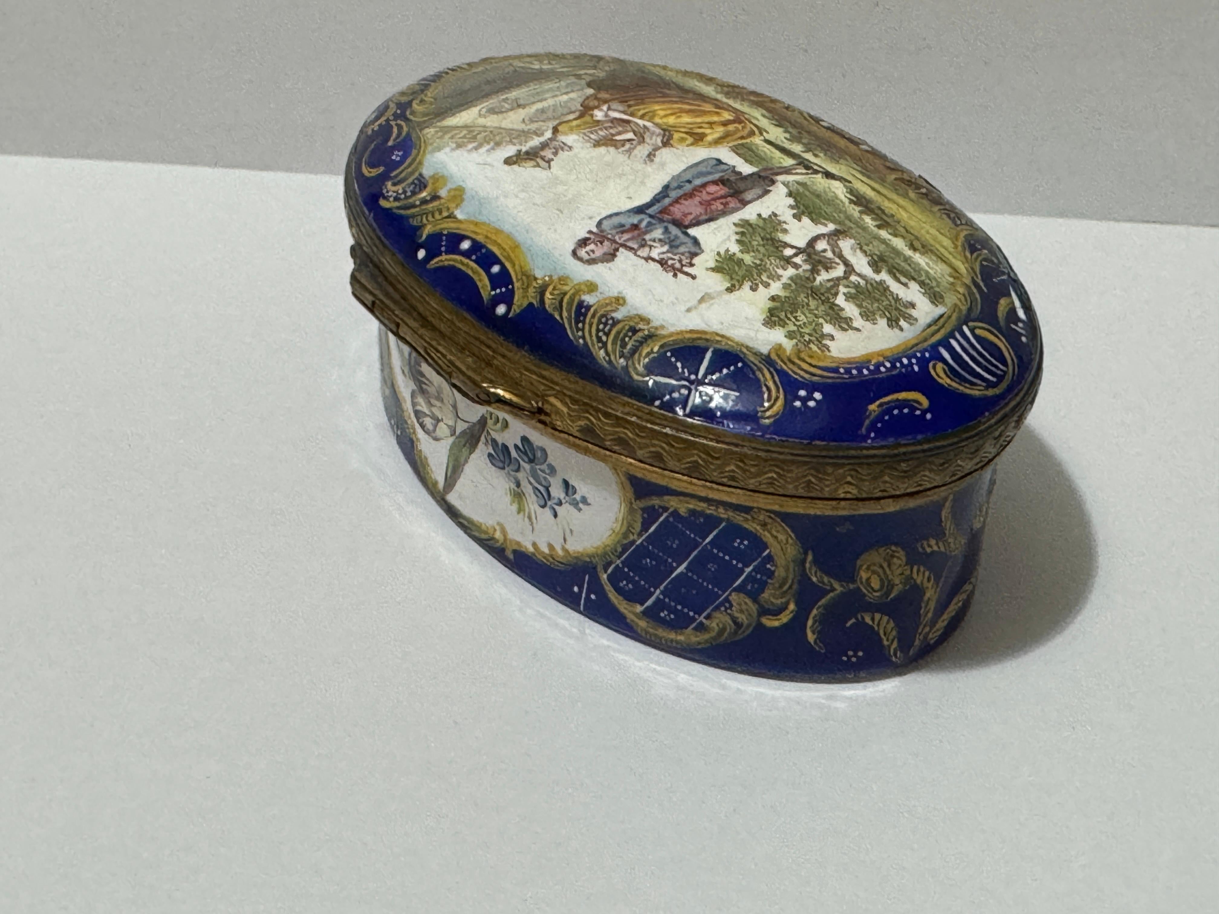 English 18th Century Bilston Enamel Oval Patch / Snuff Box Circa 1780 For Sale