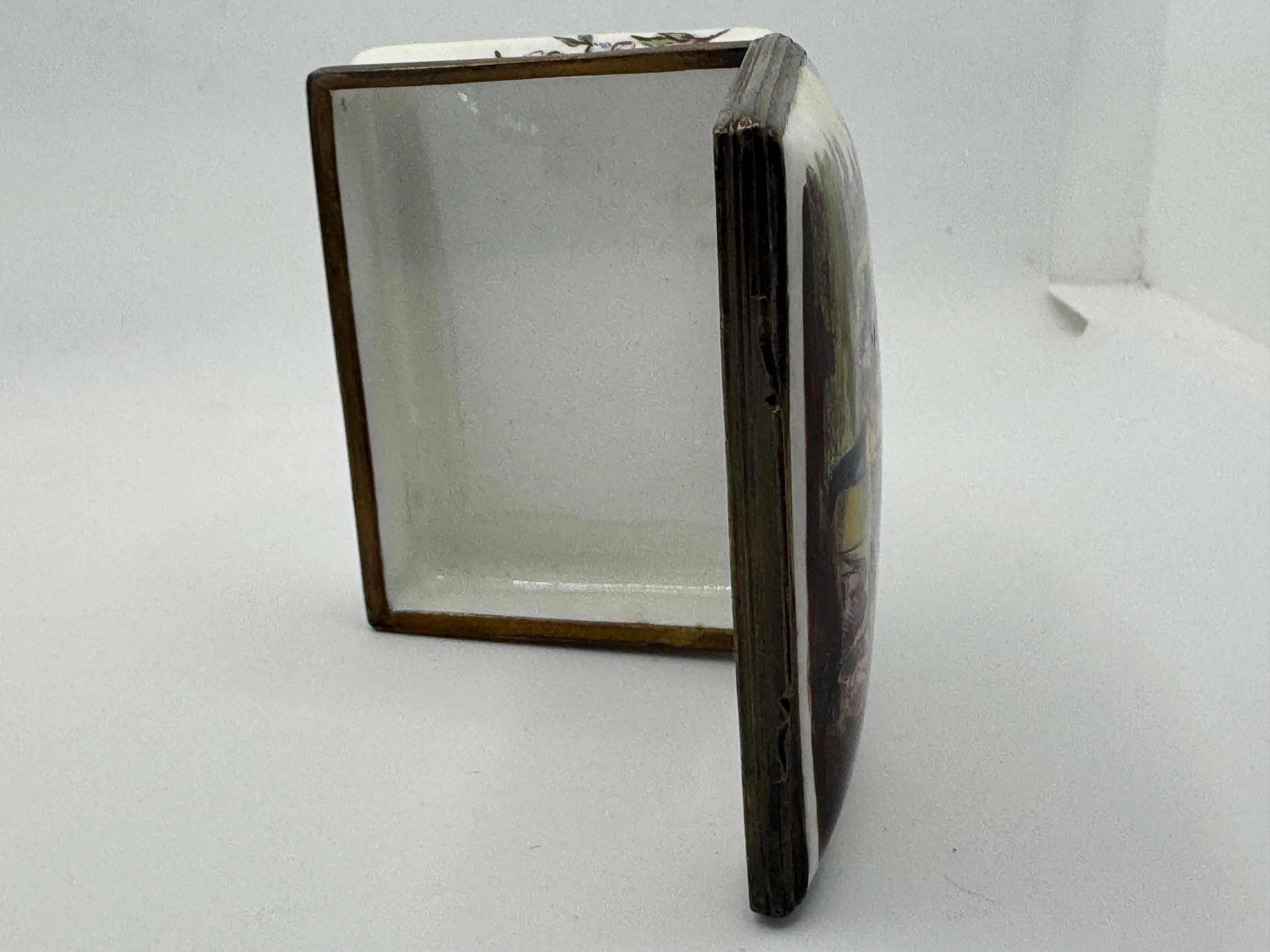 18th Century Bilston Enamel Rectangular Patch / Snuff Box Circa 1780 For Sale 7