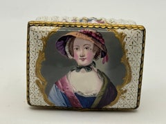 Toppa rettangolare smaltata Bilston del XVIII secolo / Tabacchiera Circa 1780