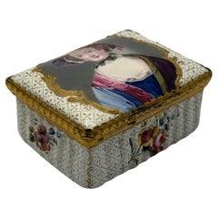 18th Century Bilston Enamel Rectangular Patch / Snuff Box Circa 1780