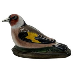 18th Century Bilston English Enamel Bird Bonbonniere / Patch Box