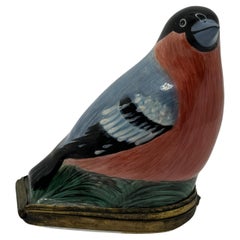 18th Century Bilston English Enamel Bird Bonbonniere / Patch Box