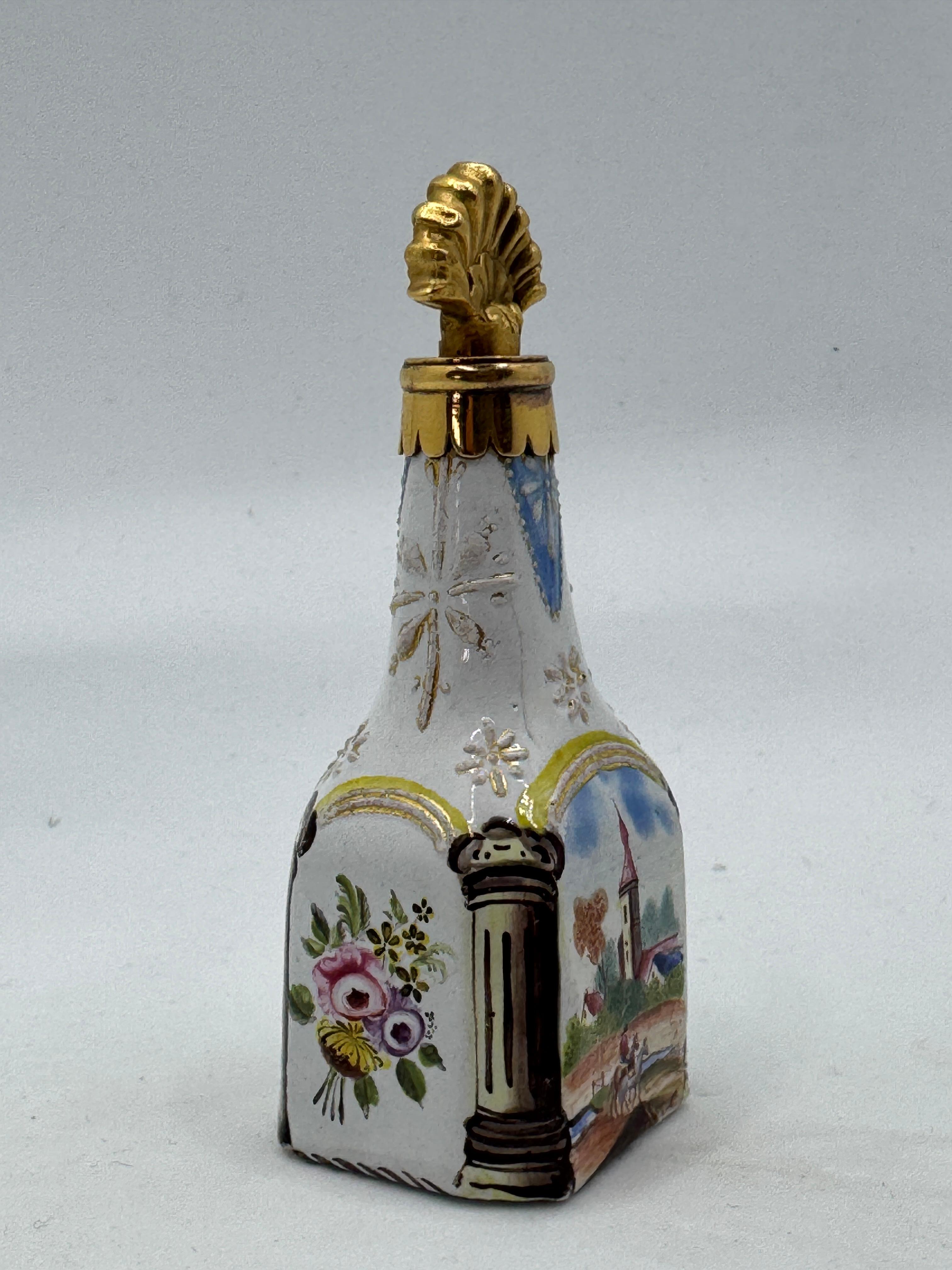 Mid-18th Century 18th Century Bilston English Enamel Scent Flask, circa 1760 For Sale