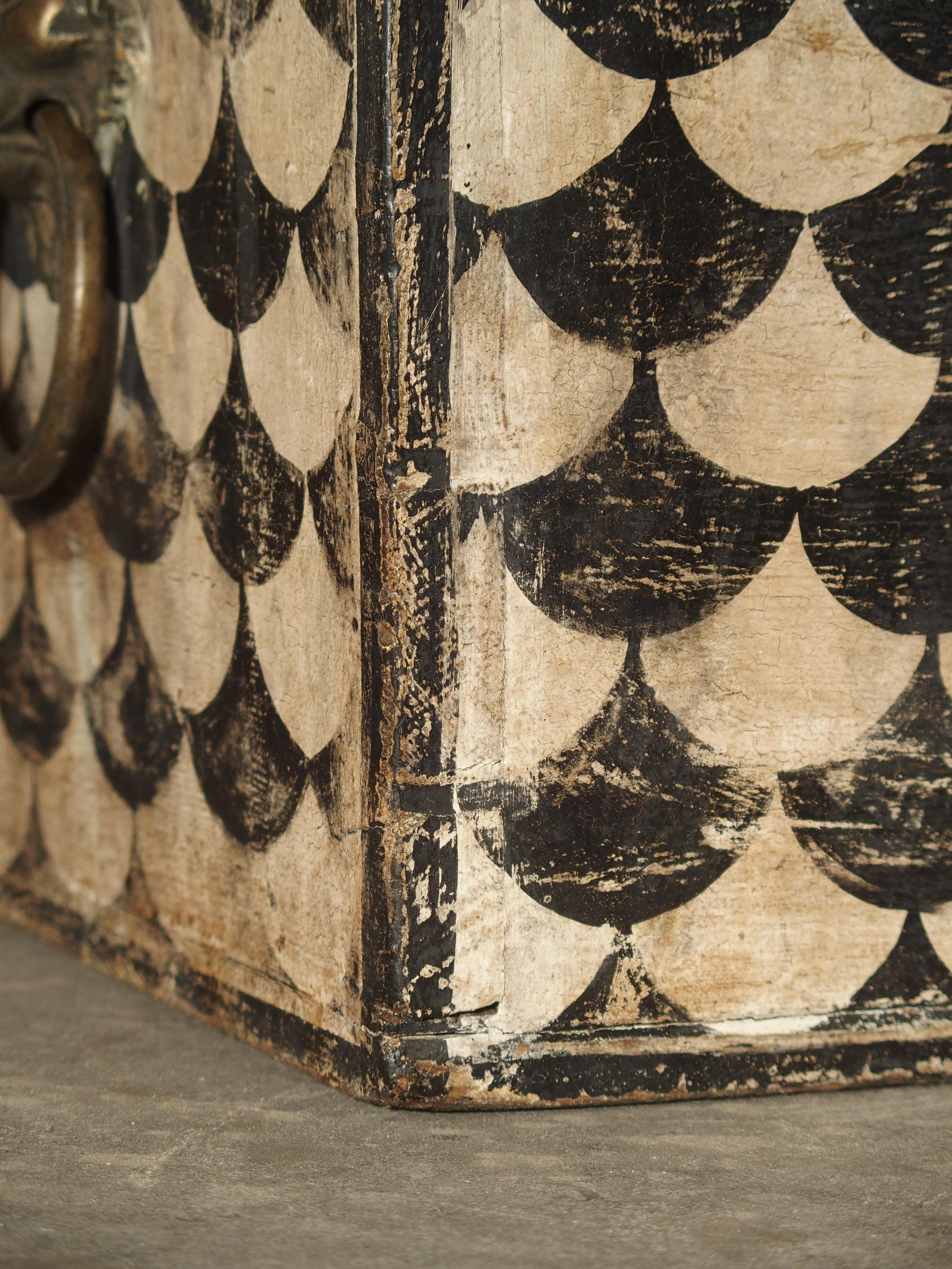18th Century Black and White Painted Austrian Trunk 3