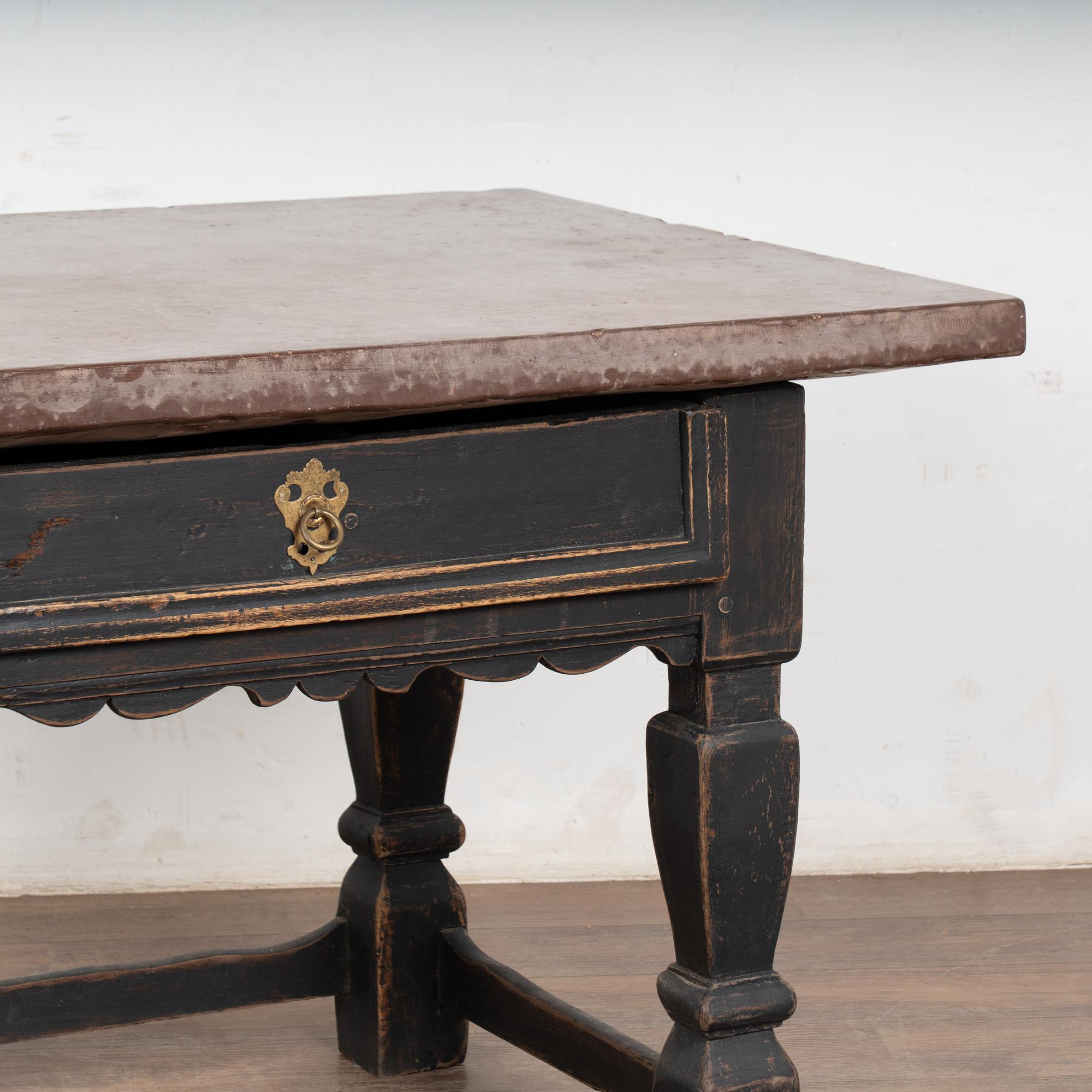 18th Century Black Baroque Stone Top Table from Sweden For Sale 6