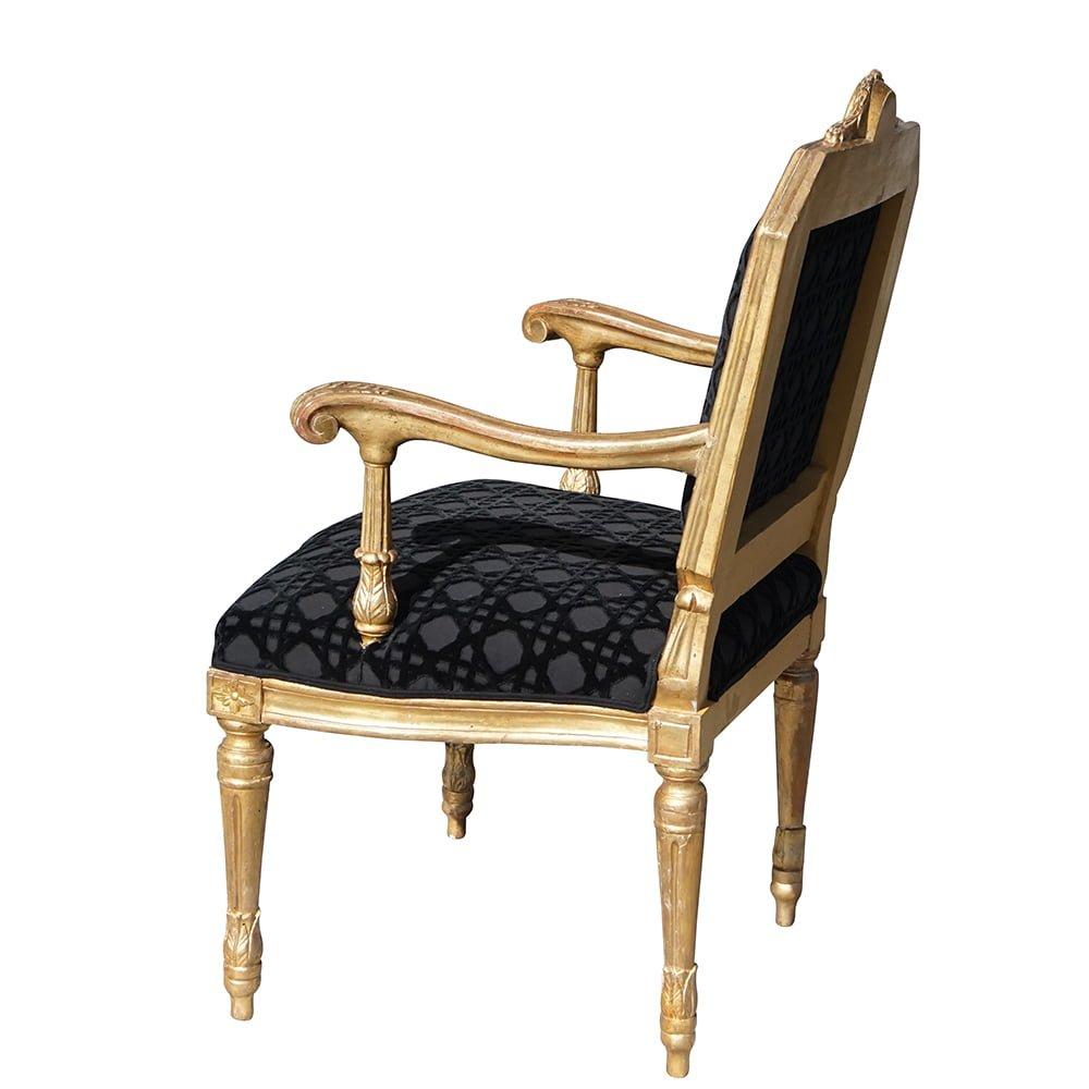 Hand-Carved 18th Century Black Italian Pair of Antique Giltwood Armchairs, Fauteuils For Sale