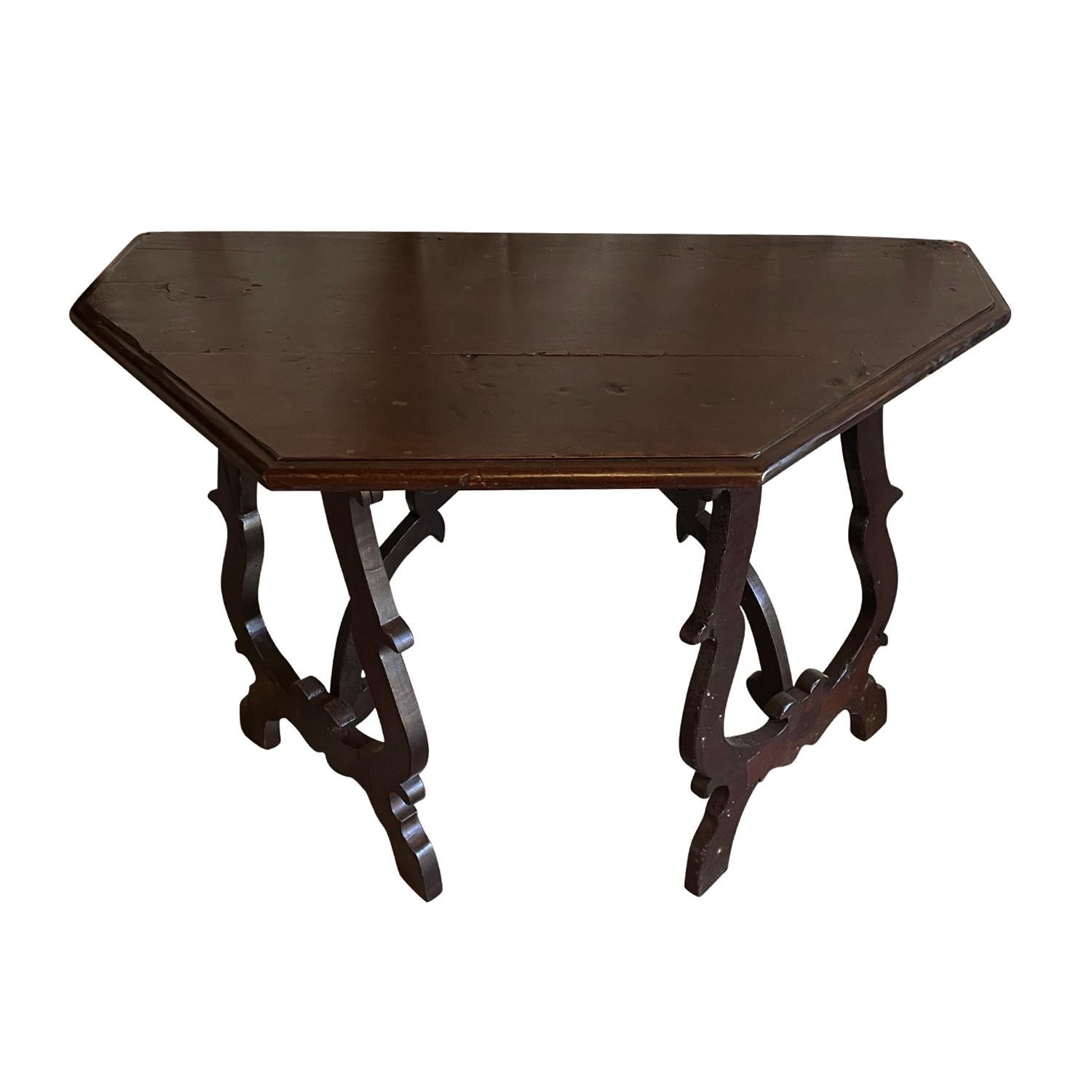 18th Century Black Italian Pair of Antique Walnut Baroque Console, End Tables For Sale 1