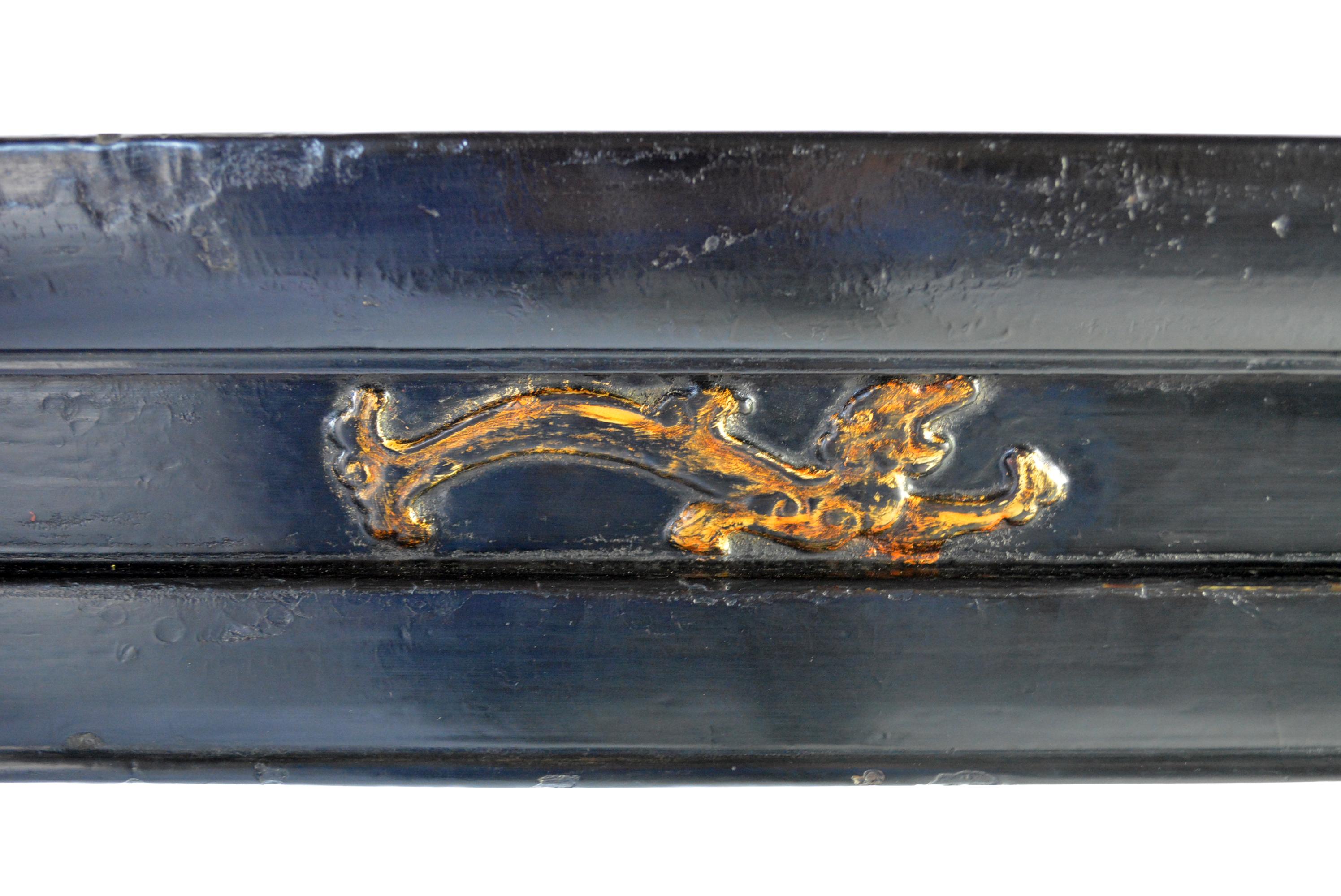 Ming Table en laque noire du 18e siècle en vente