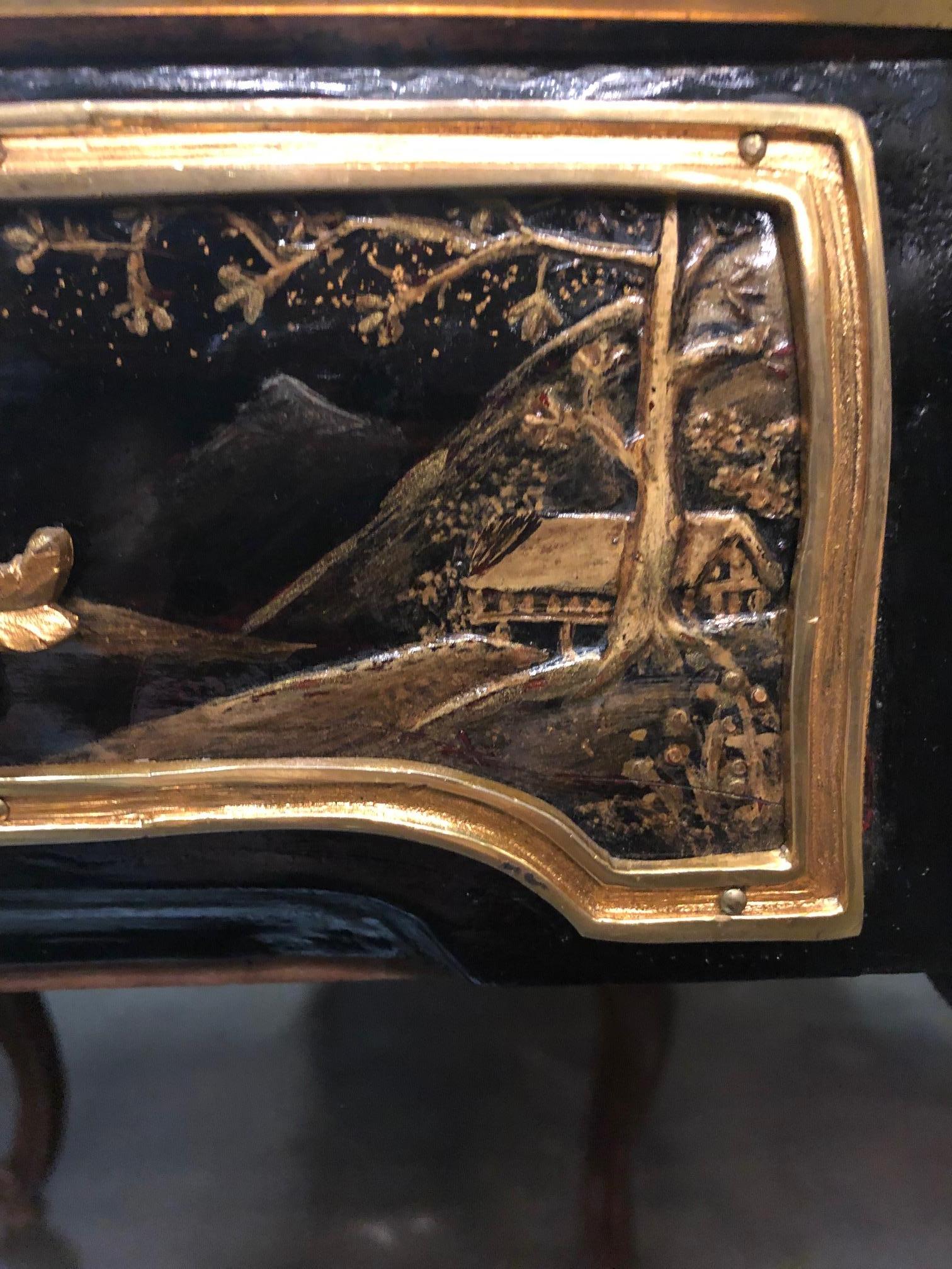 A 19th Century Black Lacquered and Ormolu-Mounted Bureauplat For Sale 1