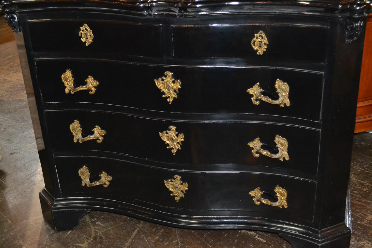 Beautiful 18th century black lacquered Baroque style Portuguese commode. Lovely heavy gilt bronze hardware as well. A very elegant piece!