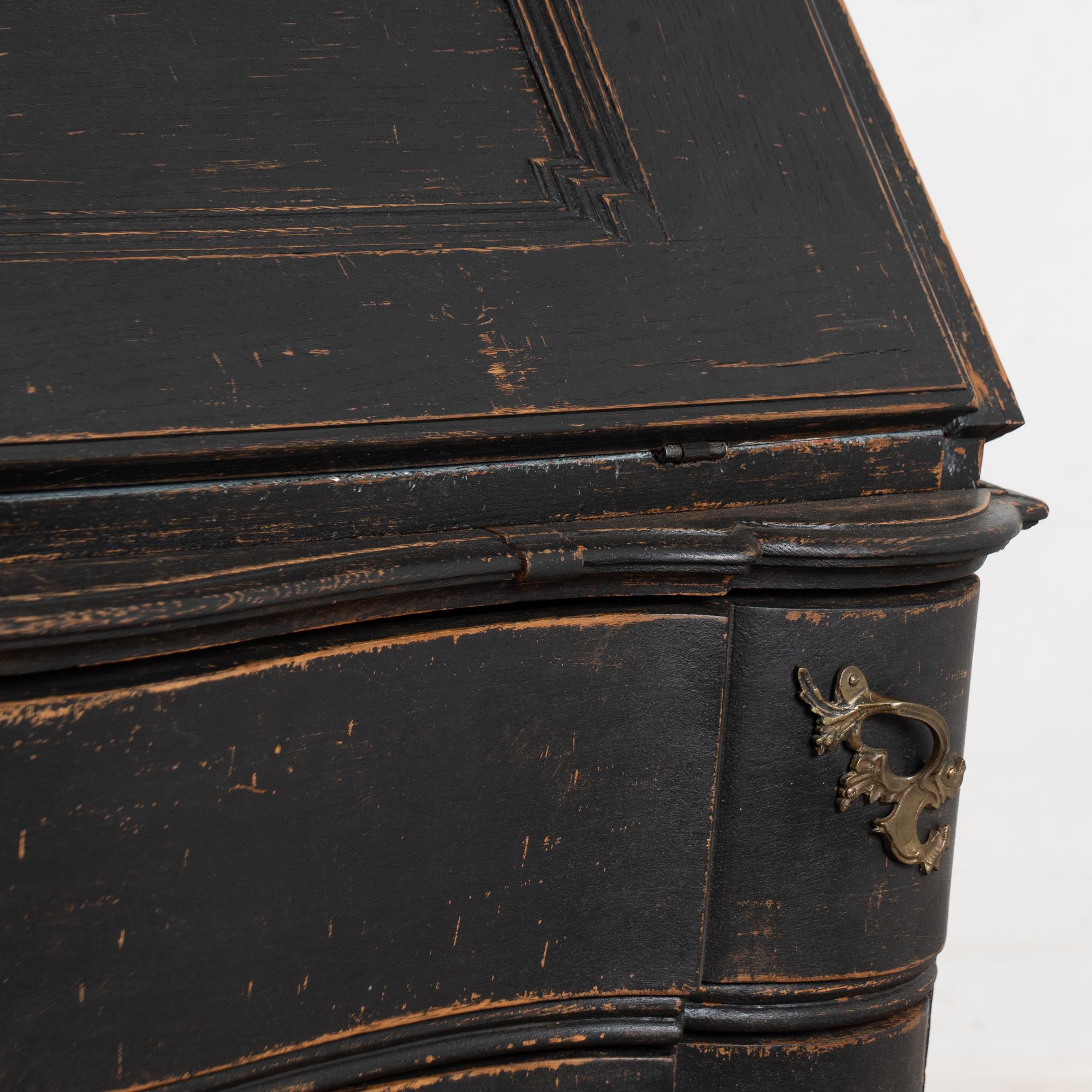Bureau secrétaire du 18e siècle en pin peint en noir, Danemark en vente 4