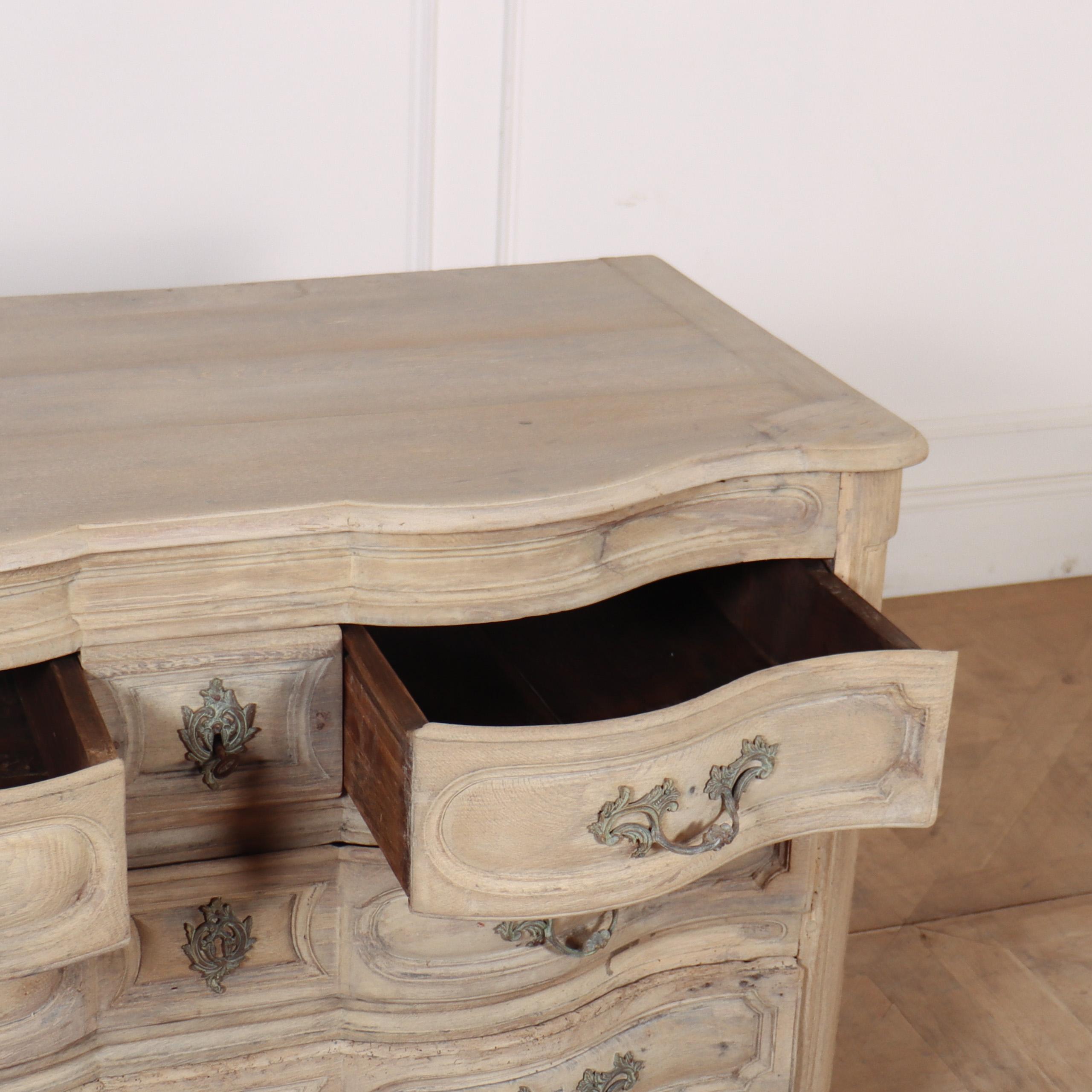 18th Century Bleached Oak Commode For Sale 4