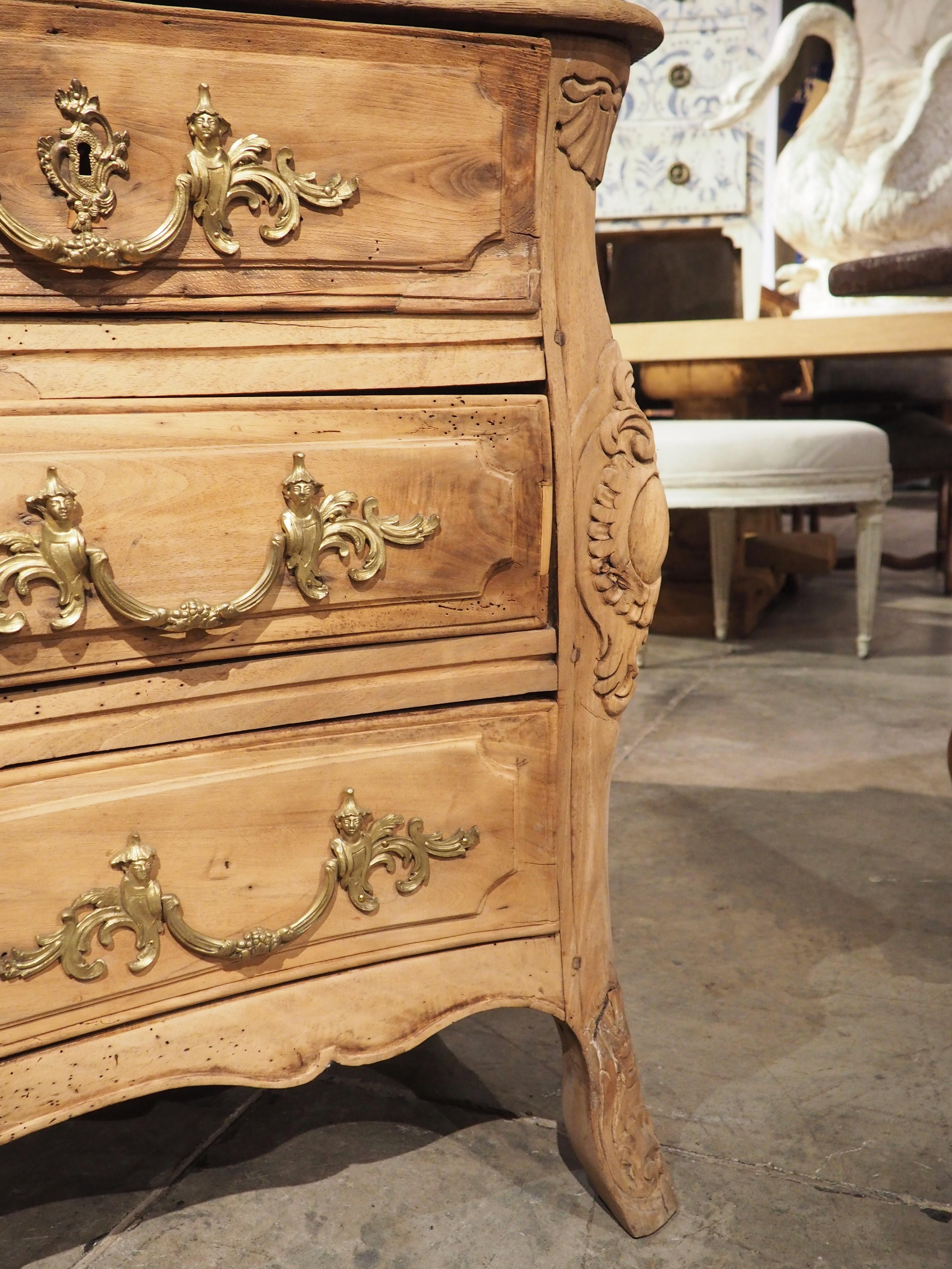 18th Century Bleached Walnut and Oak Regence Commode, Circa 1730 6