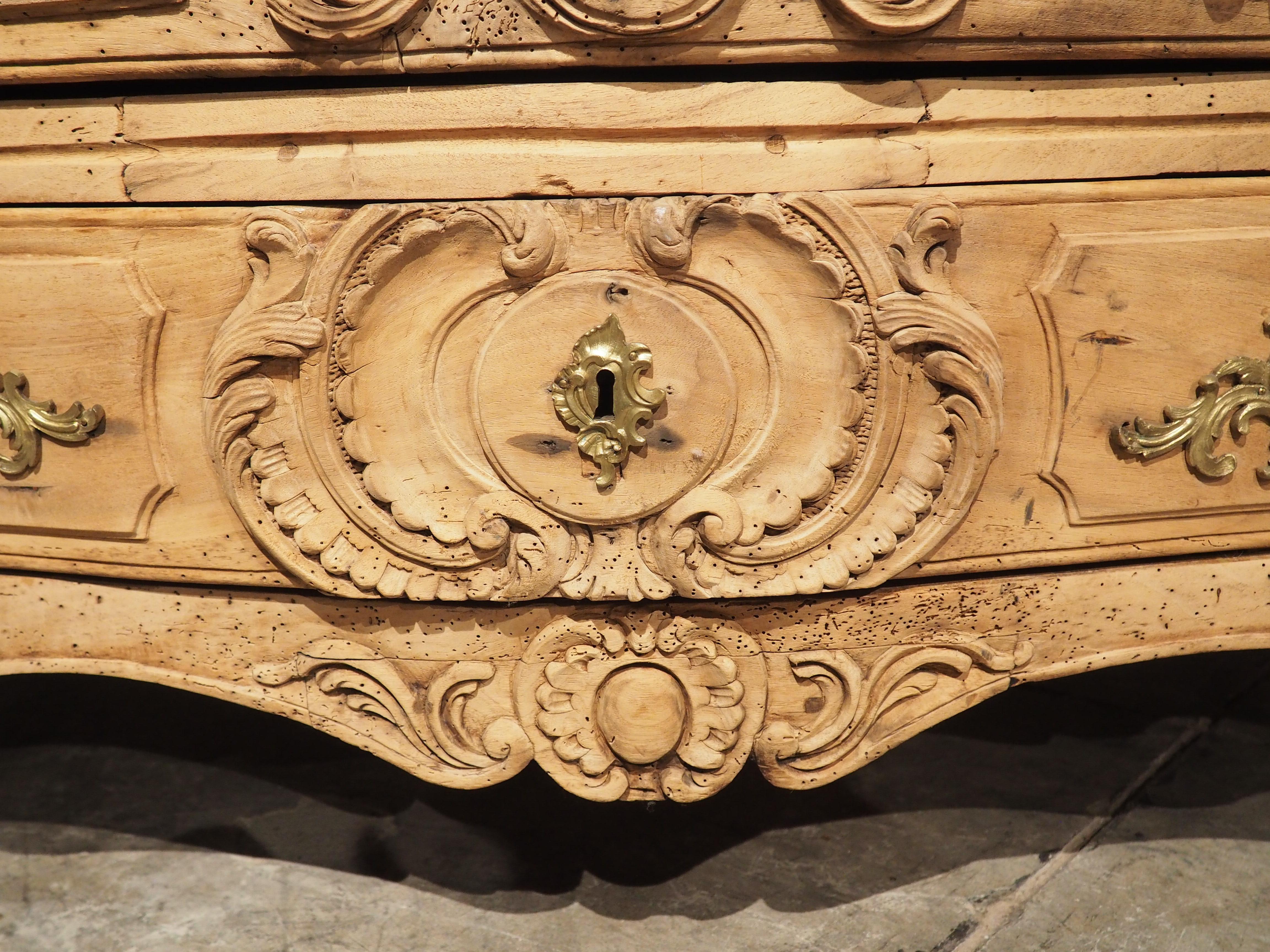 18th Century Bleached Walnut and Oak Regence Commode, Circa 1730 8