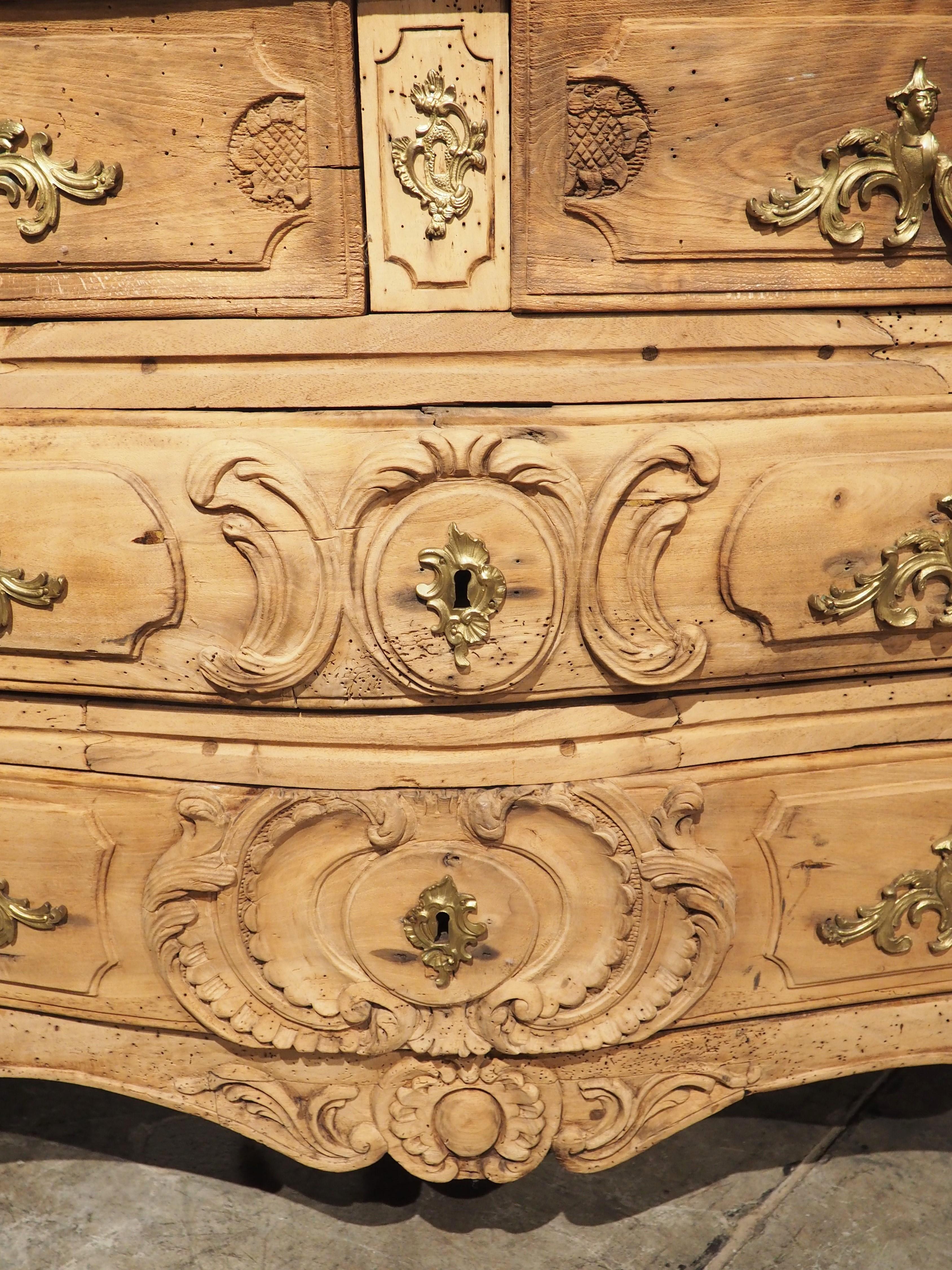 18th Century Bleached Walnut and Oak Regence Commode, Circa 1730 9