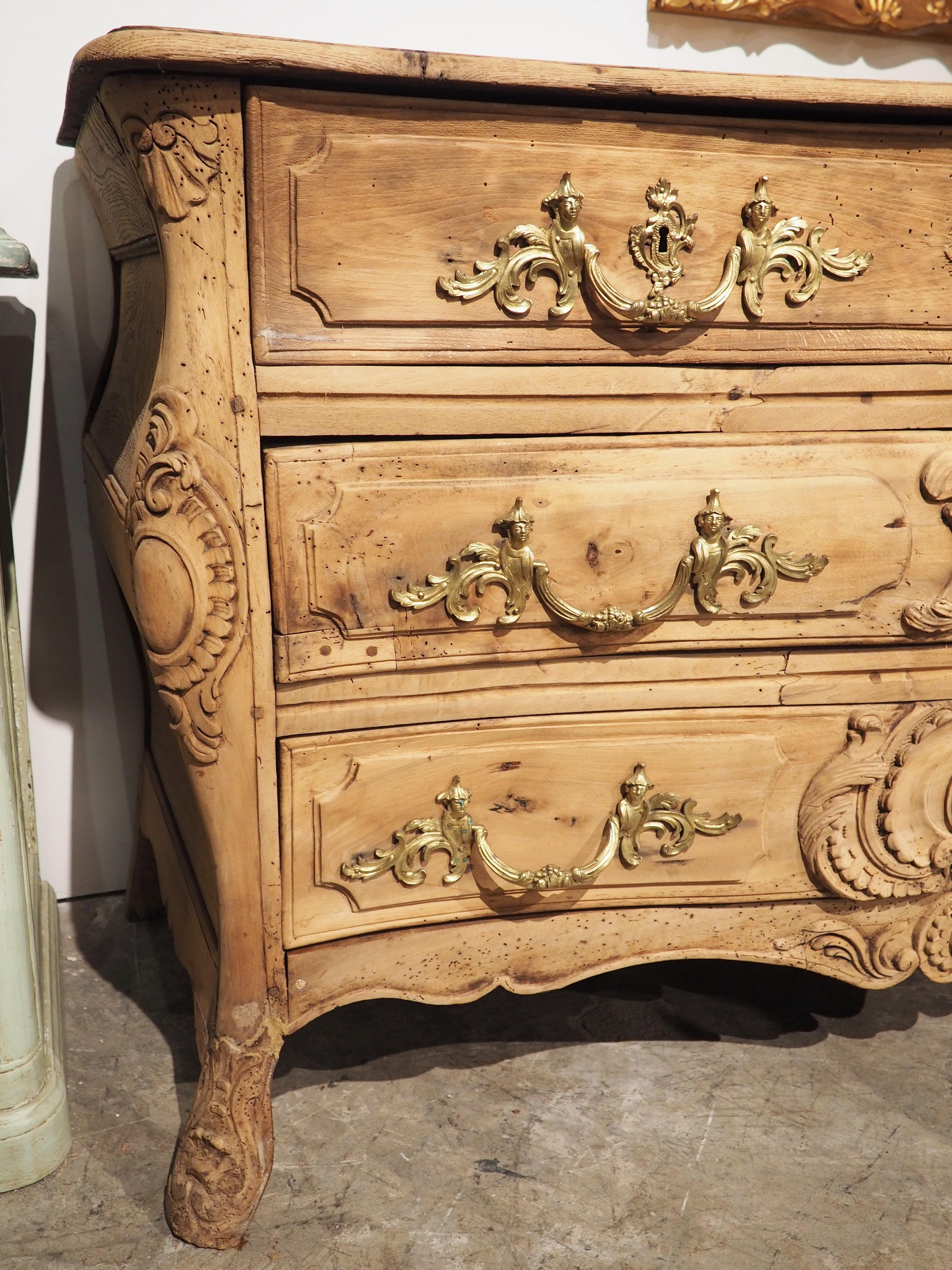 18th Century Bleached Walnut and Oak Regence Commode, Circa 1730 11