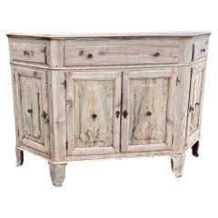 18th Century Bleached Walnut Italian Credenza, Buffet, Sideboard