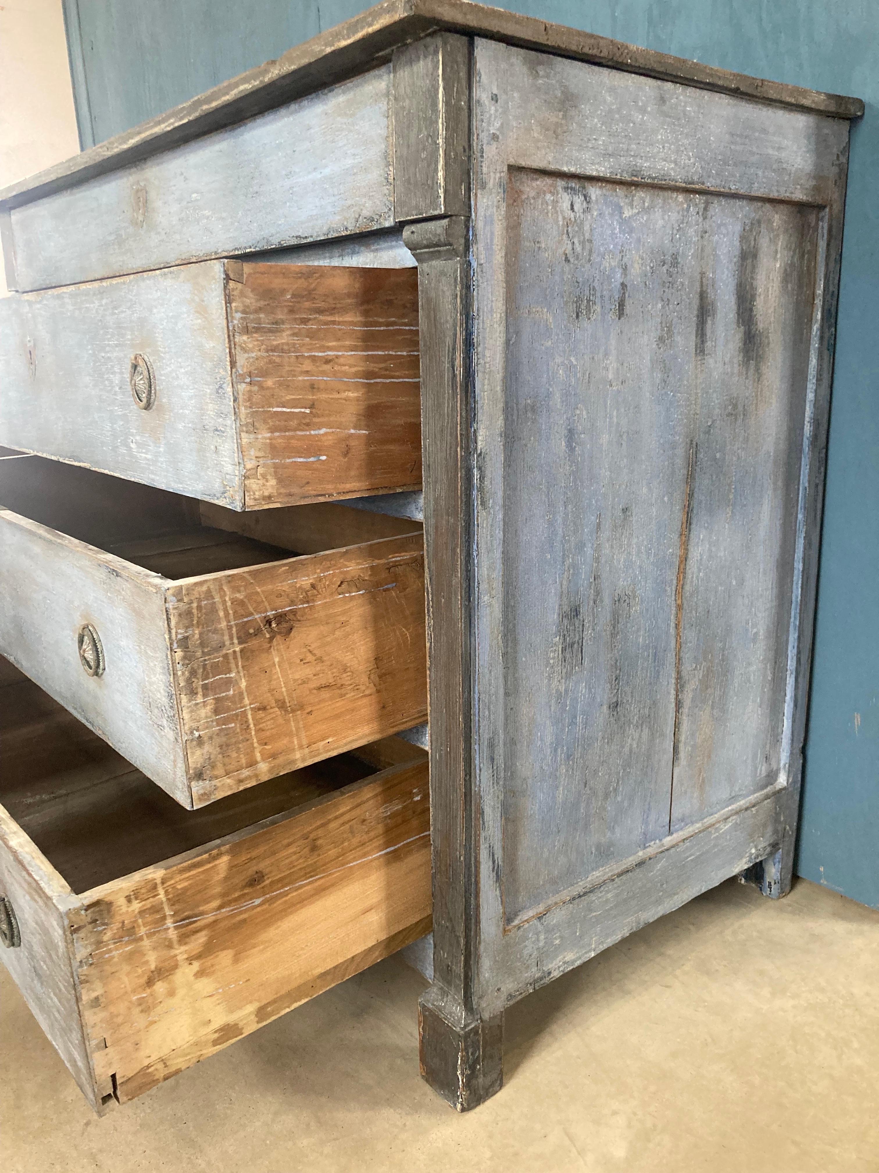 18th Century Blue French Empire Chest of Drawers In Good Condition In Carmine, TX