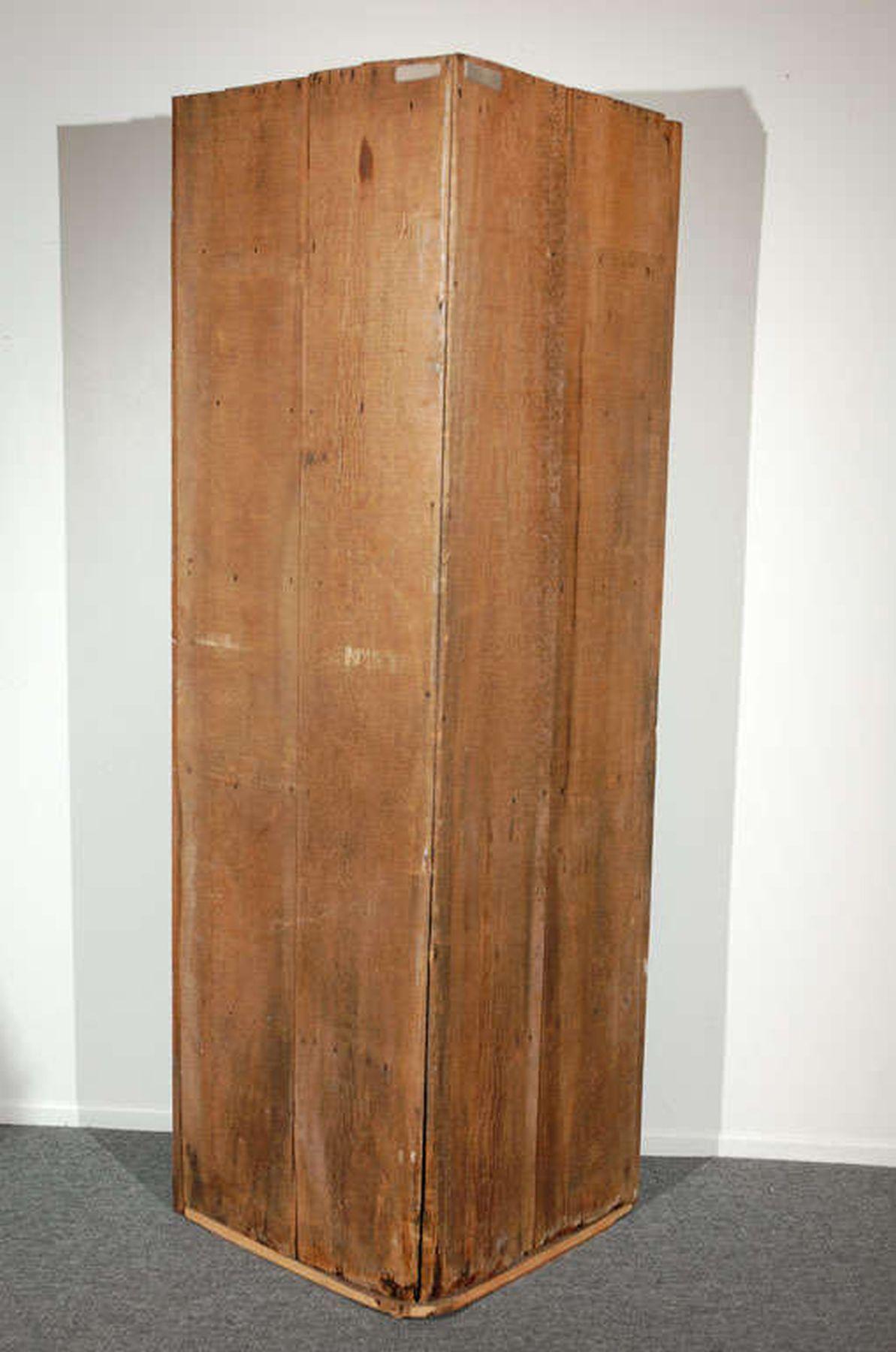 Armoire d'angle deux pièces du 18e siècle peinte en bleu en vente 1