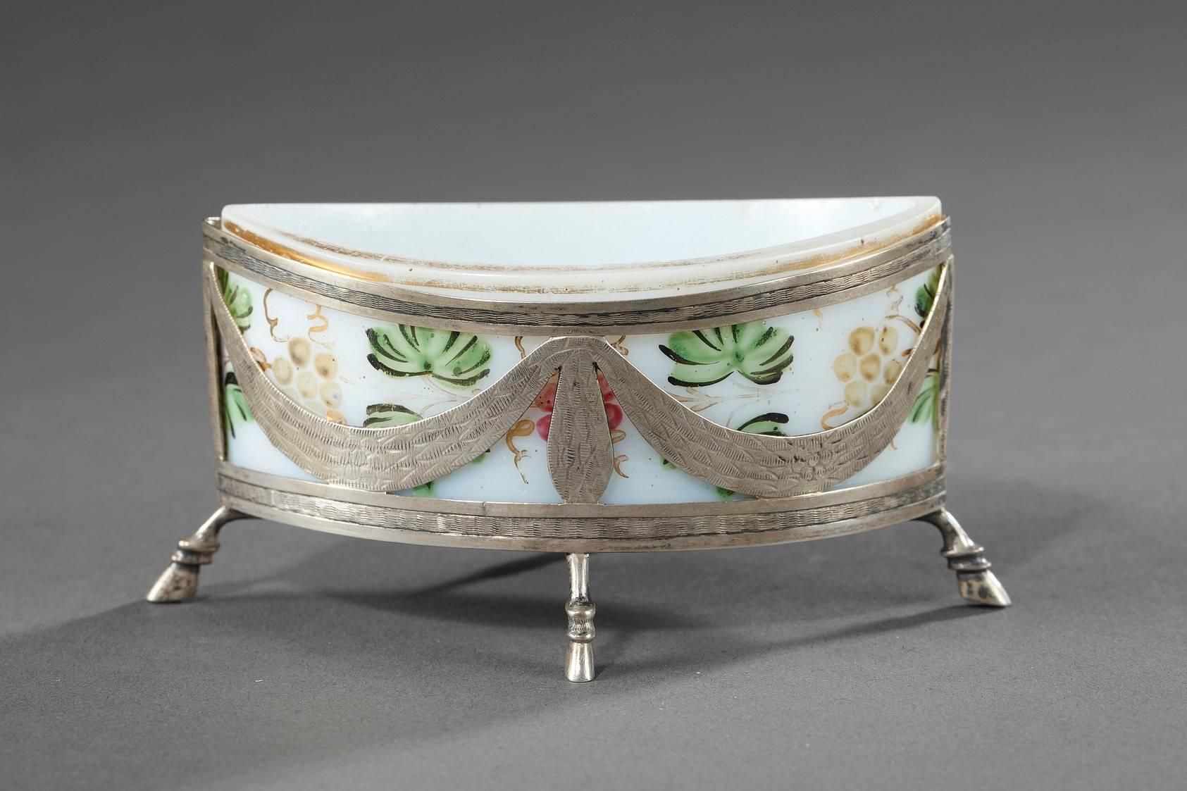 18th Century Bohemian Opaline Service Set For Sale 2