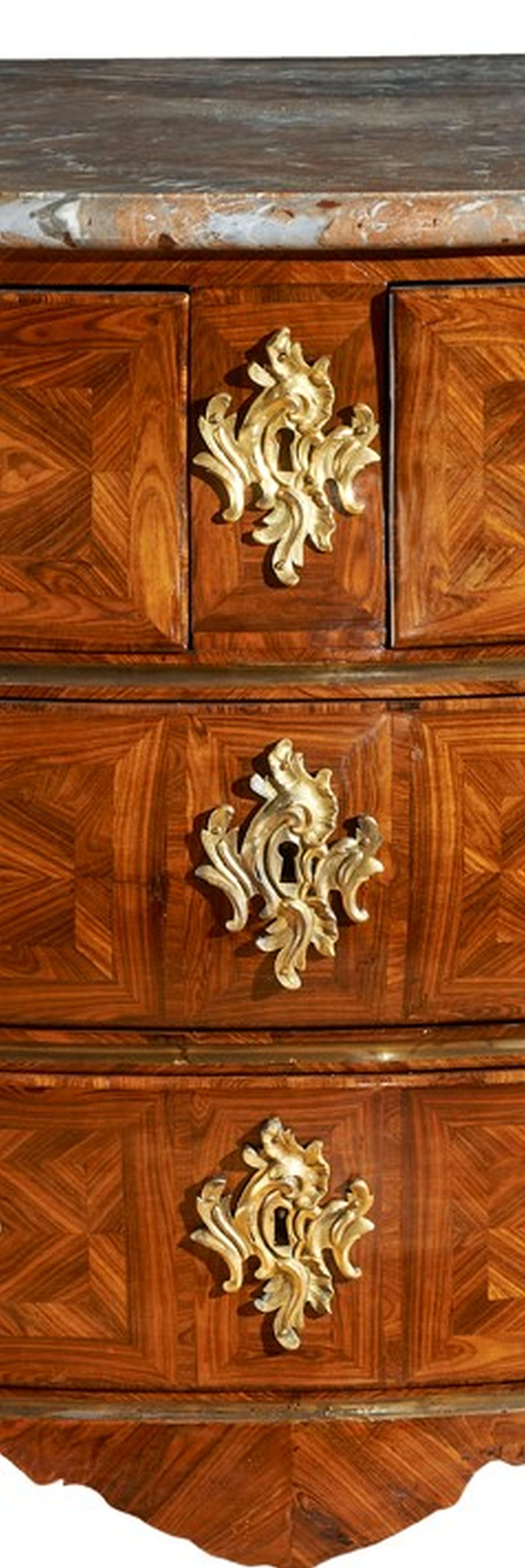 18th Century Bois De Violette Louis XV French Chest of Drawers 1