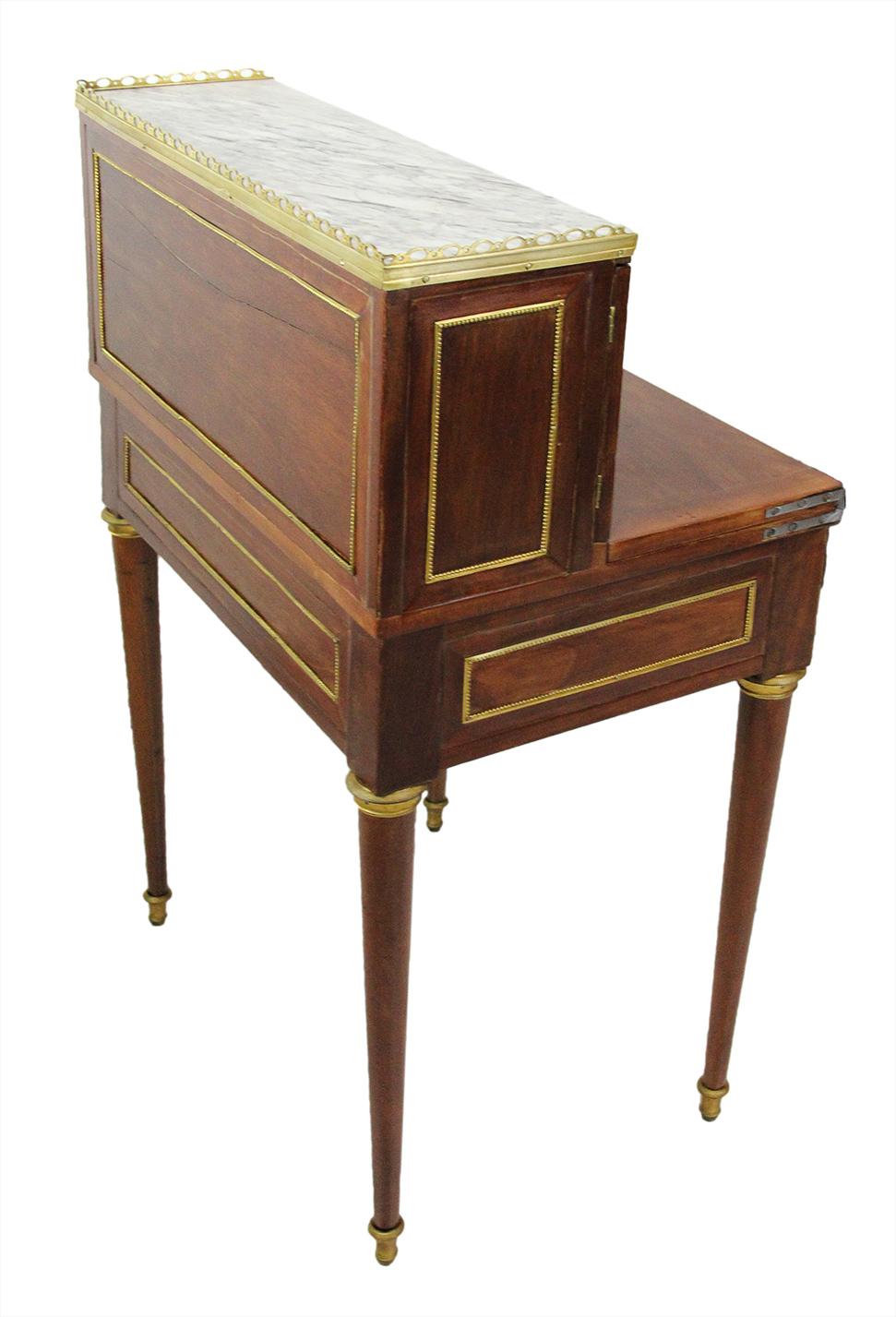 18th Century Bonheur Du Jour Desk Stamped Cramer in Mahogany Veneer For Sale 4