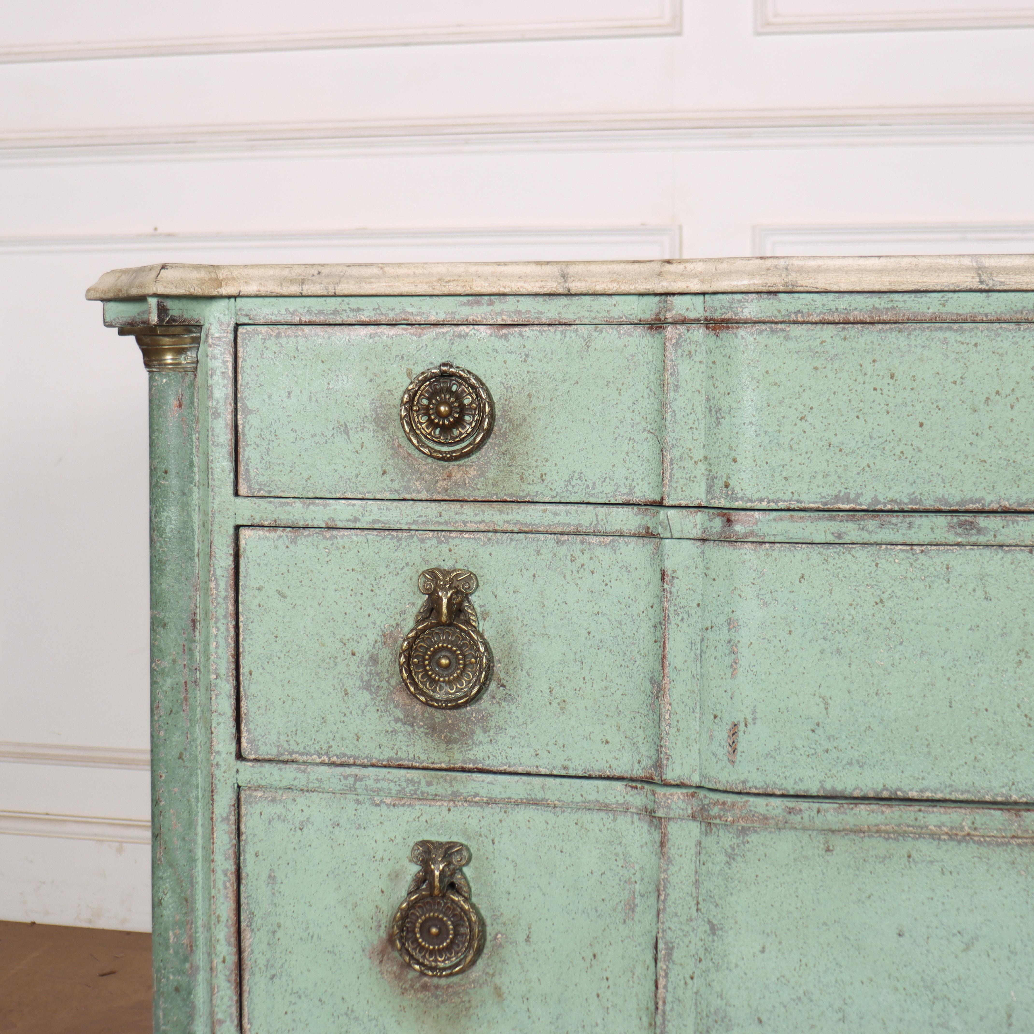 Stupefacente commode olandese del XVIII secolo con piano in finto marmo. 1780.


Codice: 8833

Dimensioni:
W: 53.5