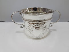 porringer en argent Britannia Standard du 18ème siècle:: Antique Queen Anne