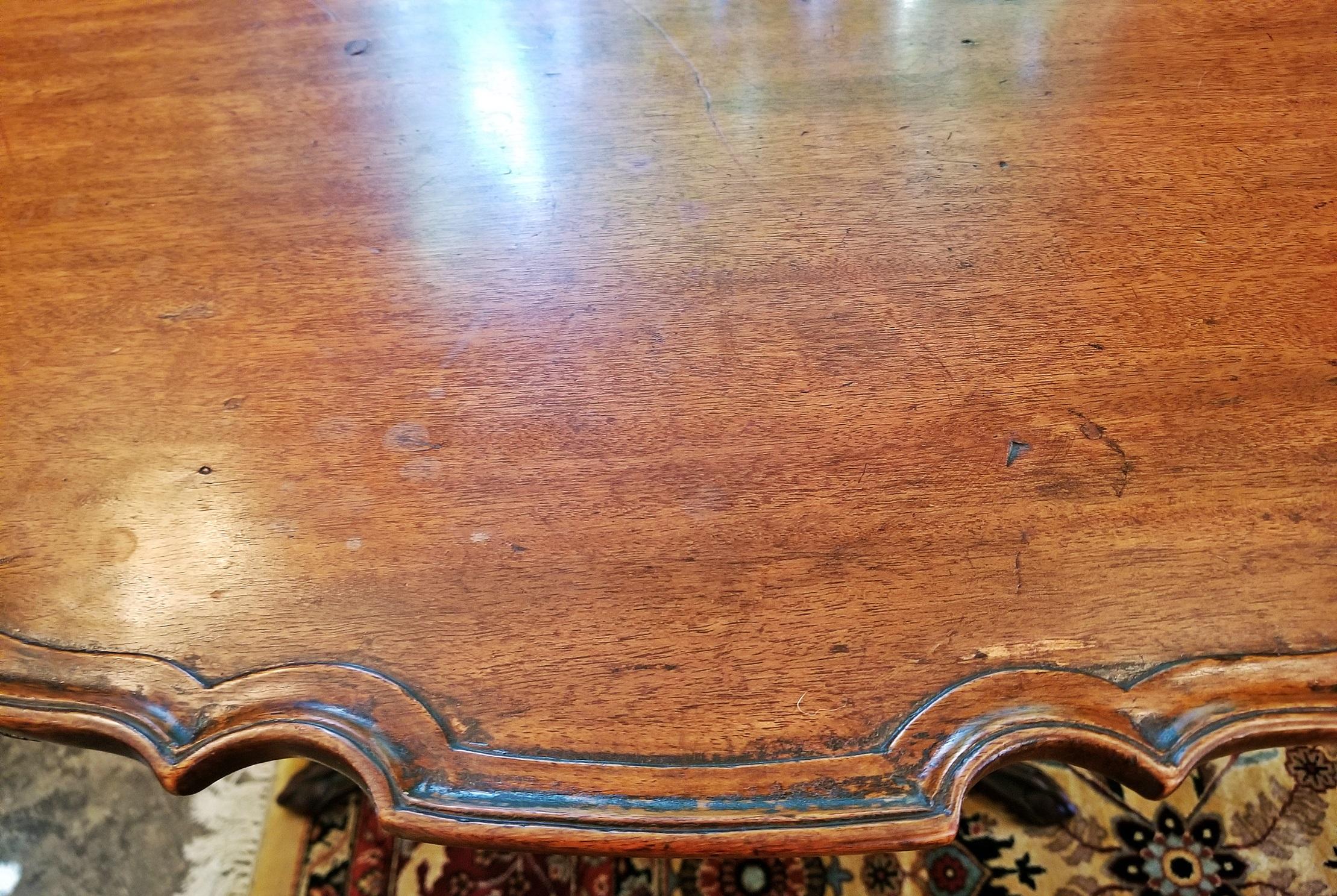 George III 18th Century British Mahogany Pie Crust Tilt-Top Tea Table