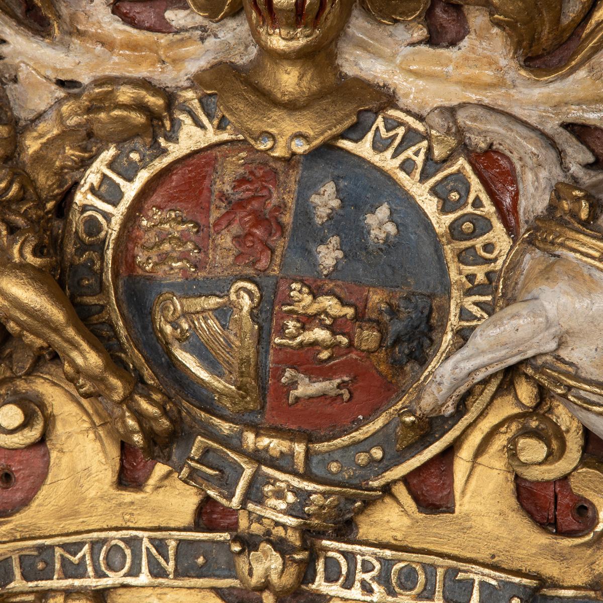 18th Century British Royal Coat of Arms, Carved & Painted Wood, c.1780 3