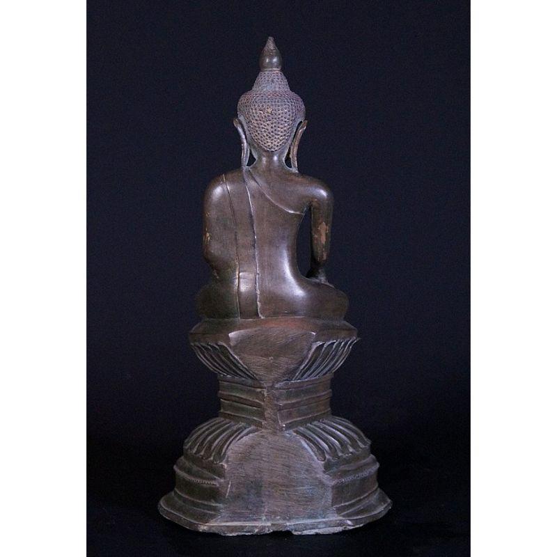 18th Century Bronze Ava Buddha Statue from Burma In Good Condition For Sale In DEVENTER, NL