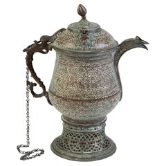 Samovar Mughal Kashmir in bronzo del XVIII secolo