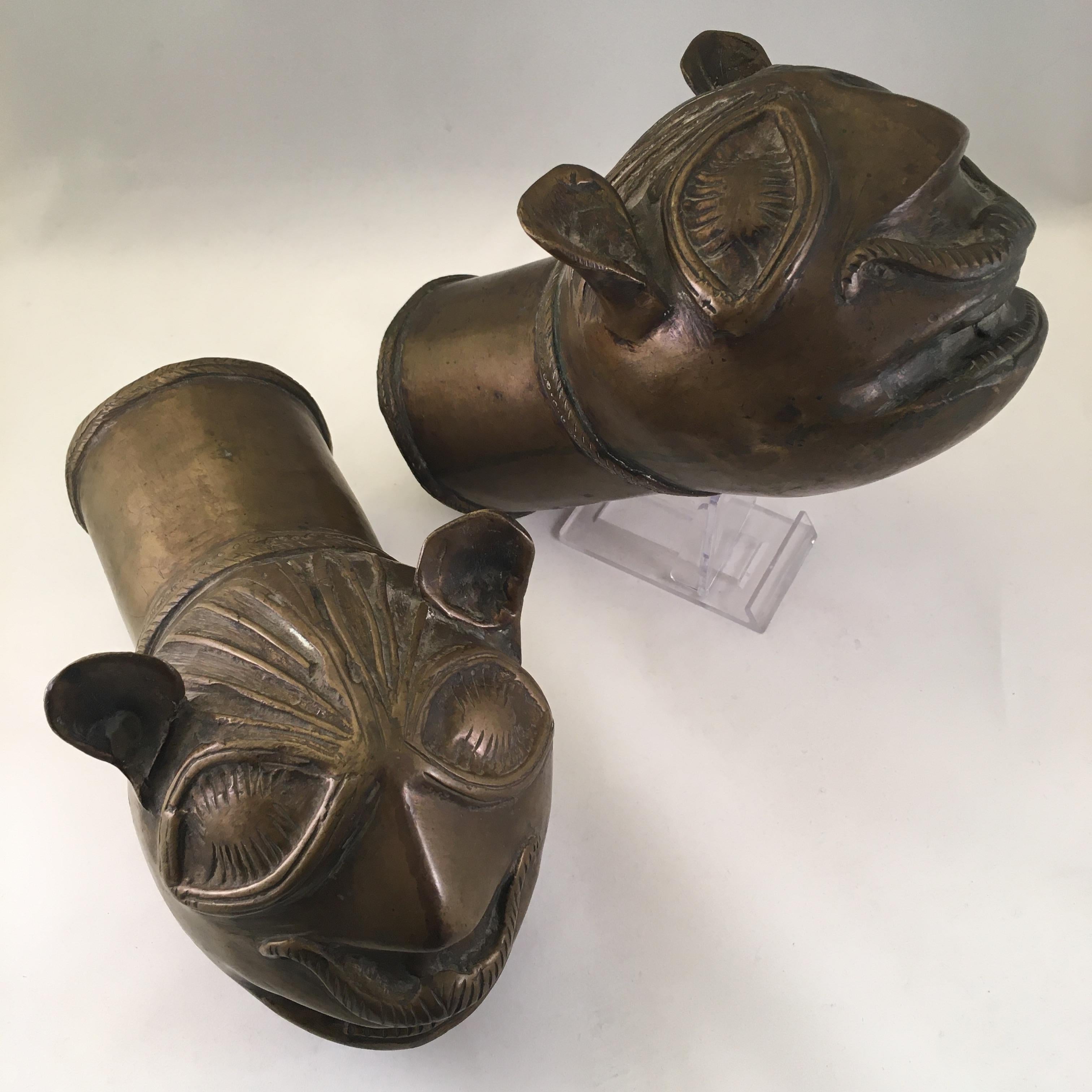 Palanchino in bronzo del XVIII secolo con pinne di leopardo In condizioni discrete a Brussels, BE