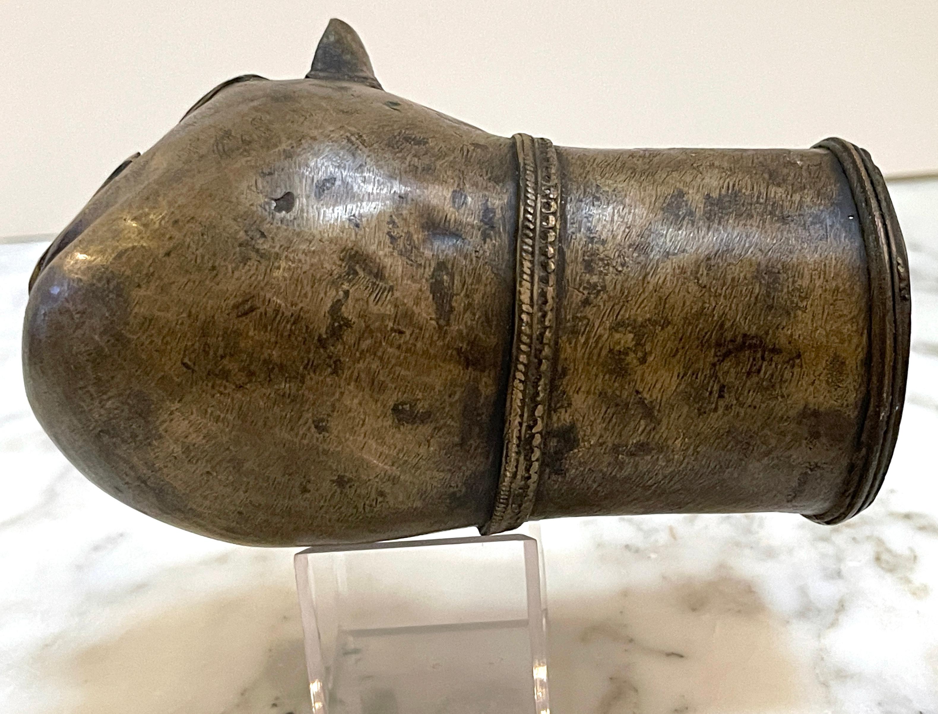 Palanquin-Leoparden-Finish aus Bronze des 18. Jahrhunderts im Angebot 2