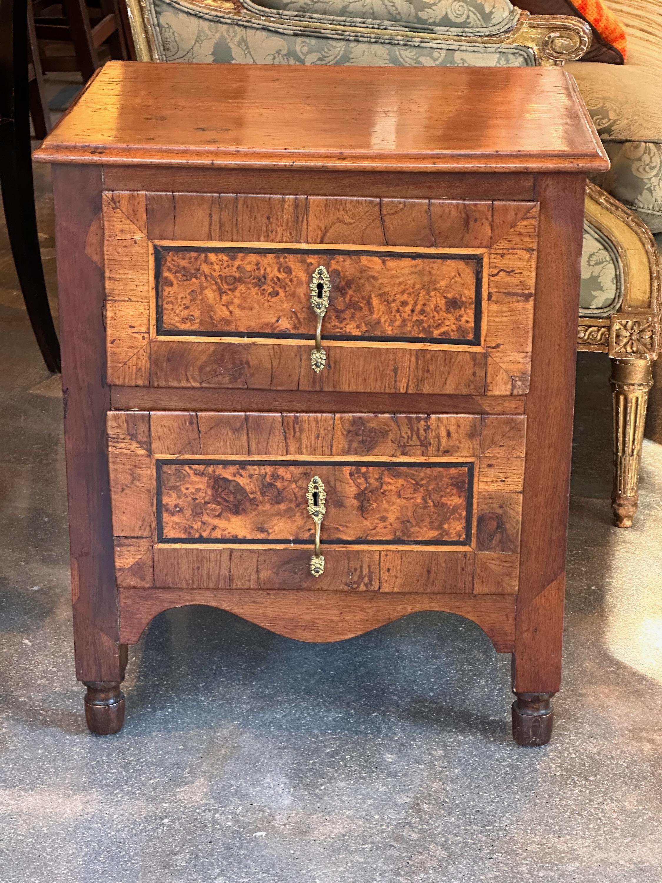 18th Century Burl Walnut Two Drawer Commode In Good Condition For Sale In Charlottesville, VA