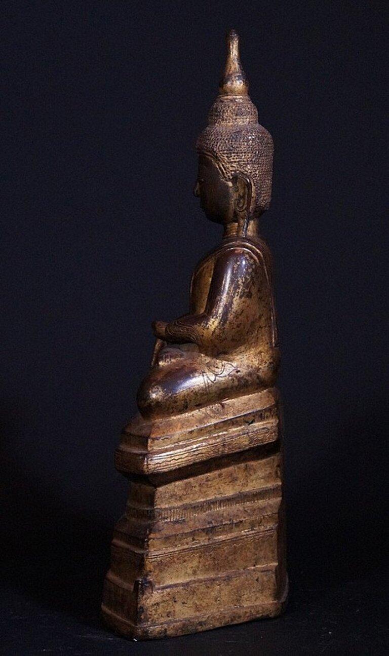 statue de Bouddha birman du XVIIIe siècle provenant de Birmanie Bon état - En vente à DEVENTER, NL