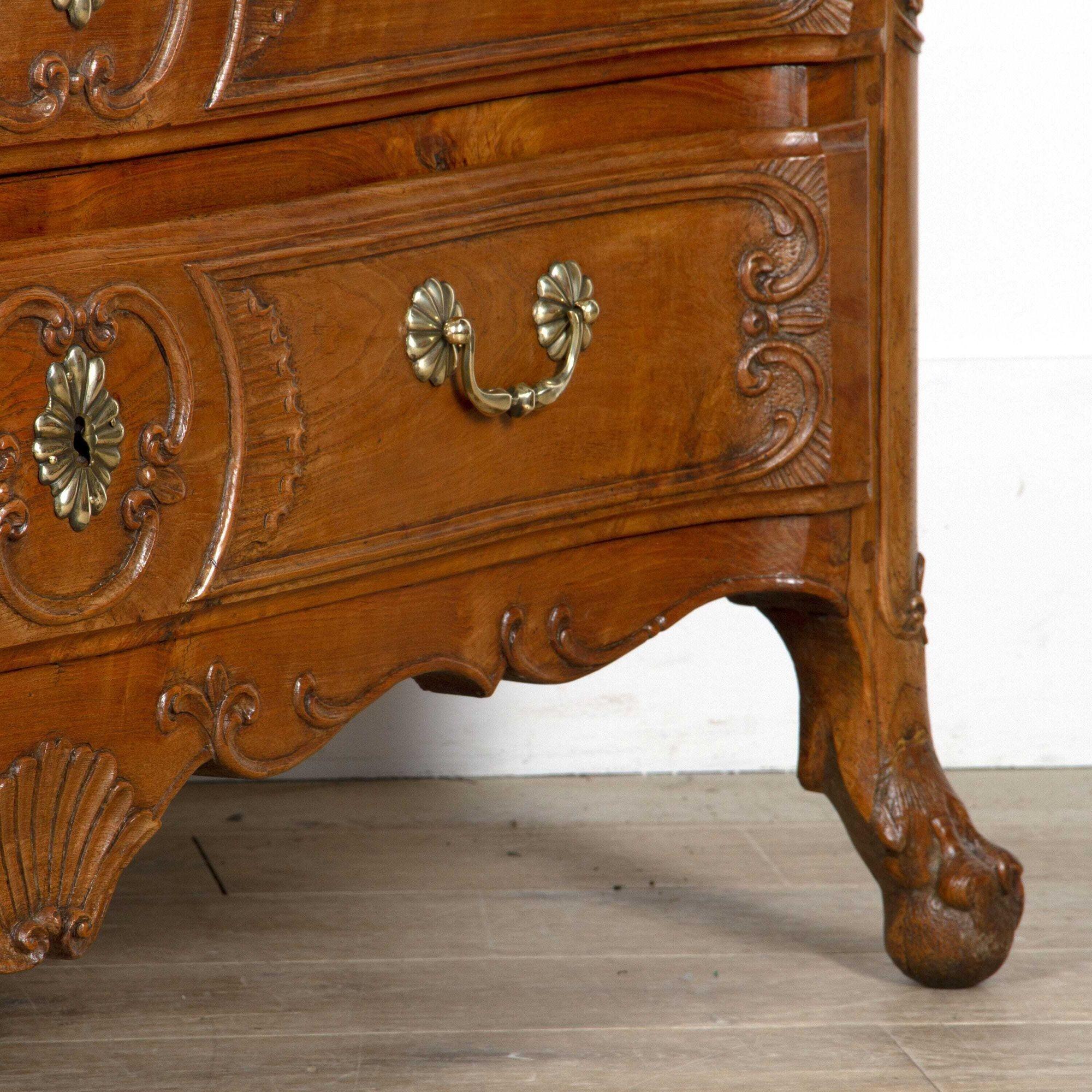 18th Century Burr Ash Commode For Sale 1