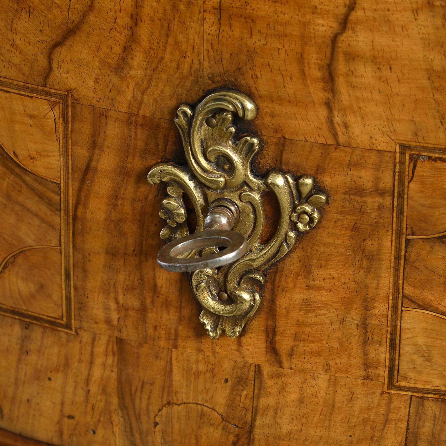 Italian 18th Century Burr Walnut and Inlaid Commode