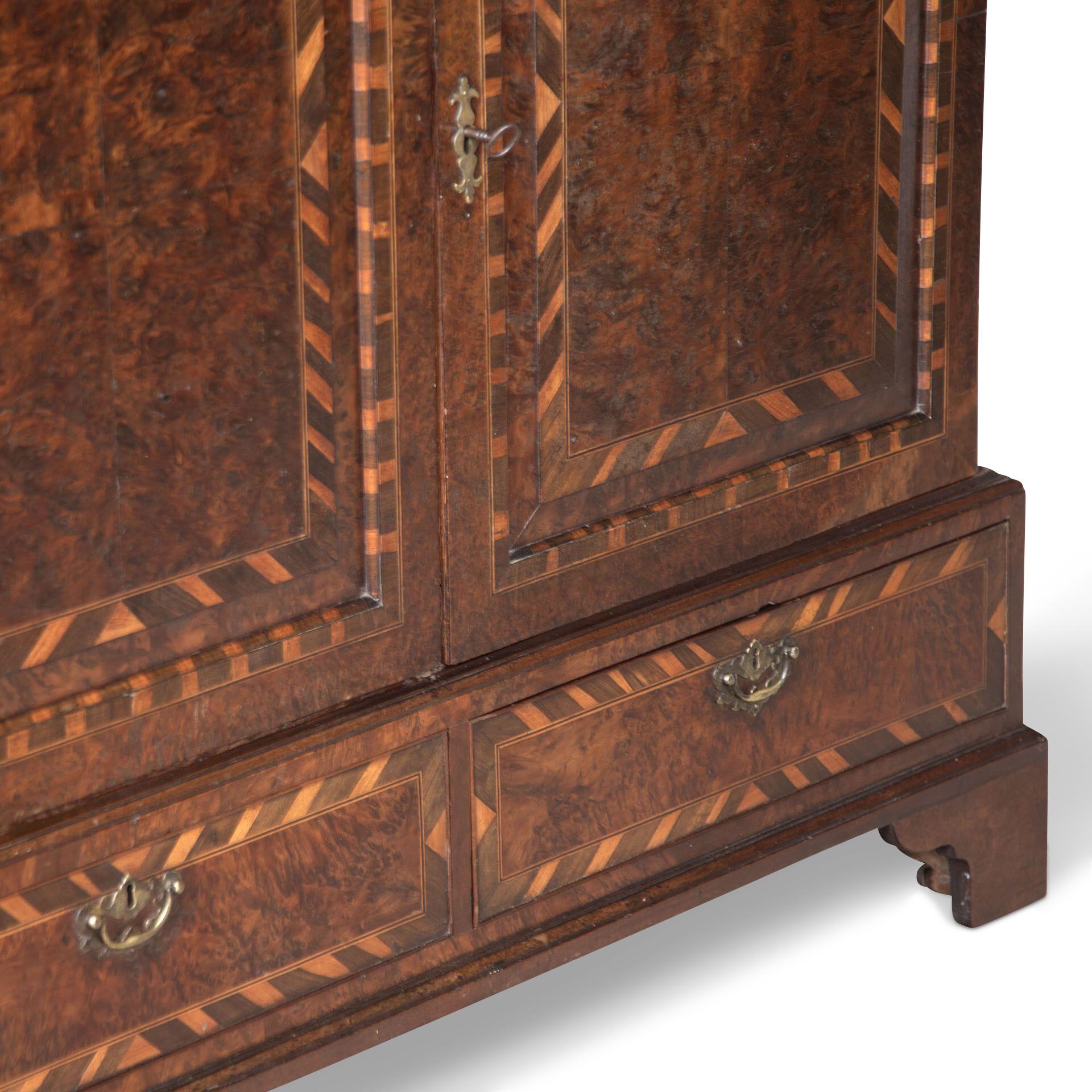 Veneer 18th Century Burr Yew Cabinet For Sale