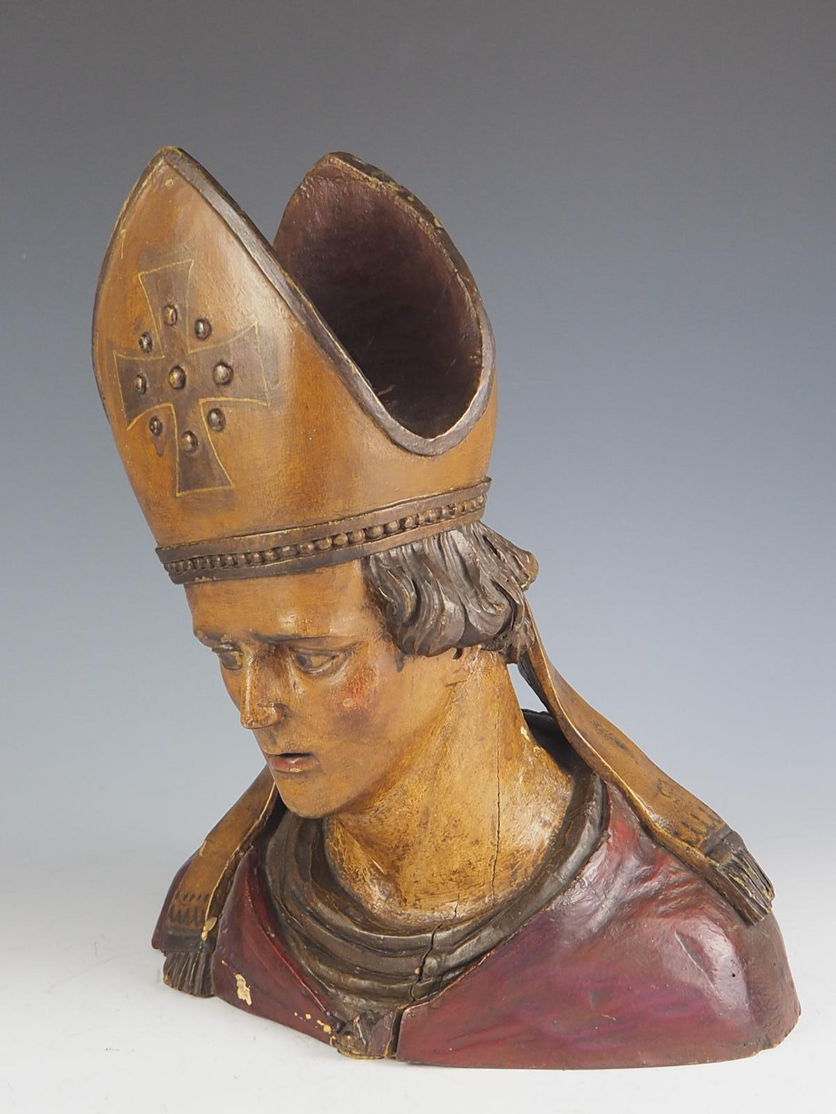 18th Century Bust of a Bishop finished in polychrome.   For Sale 5