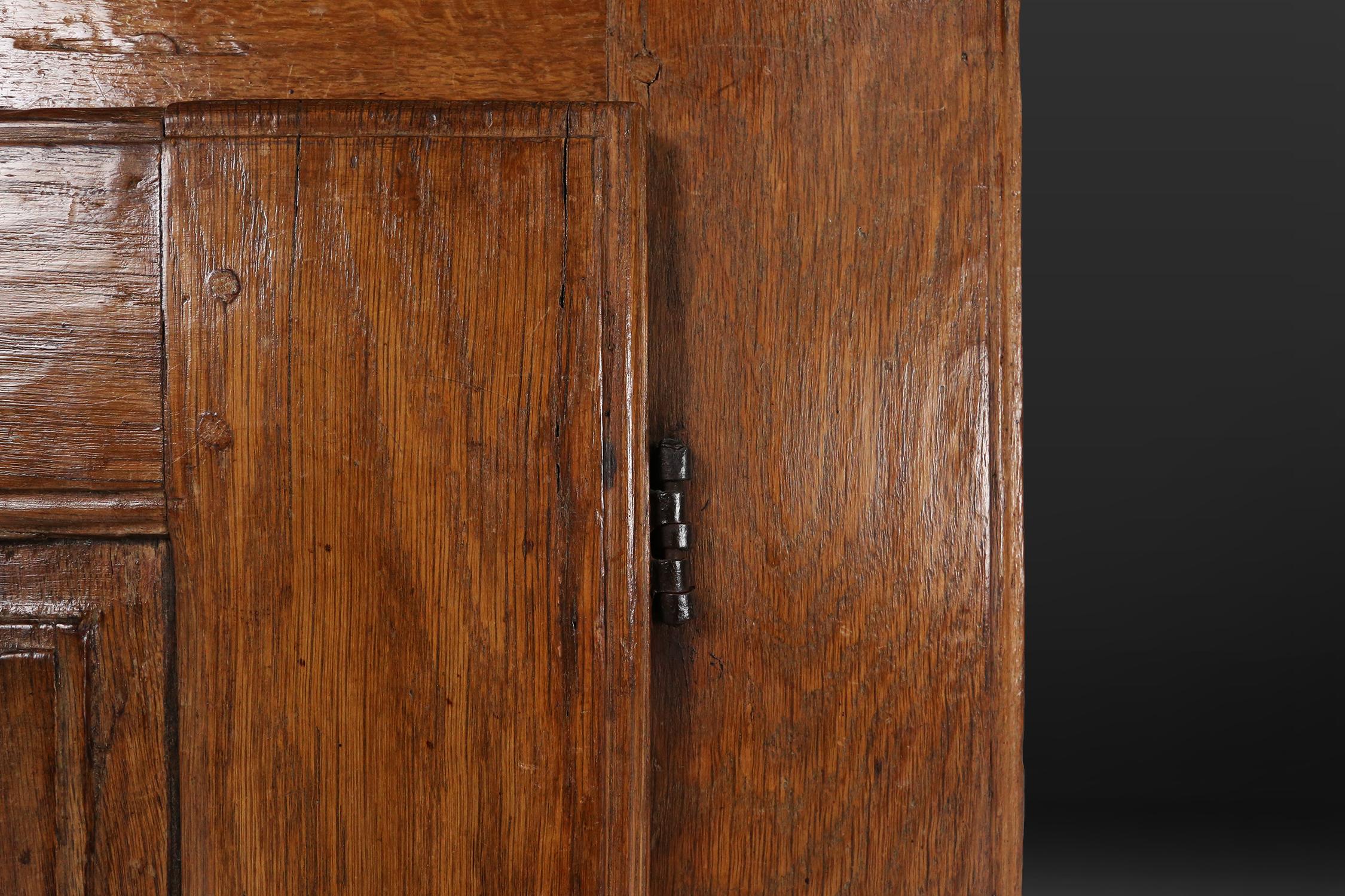 Armoire du 18e siècle Bon état - En vente à Meulebeke, BE